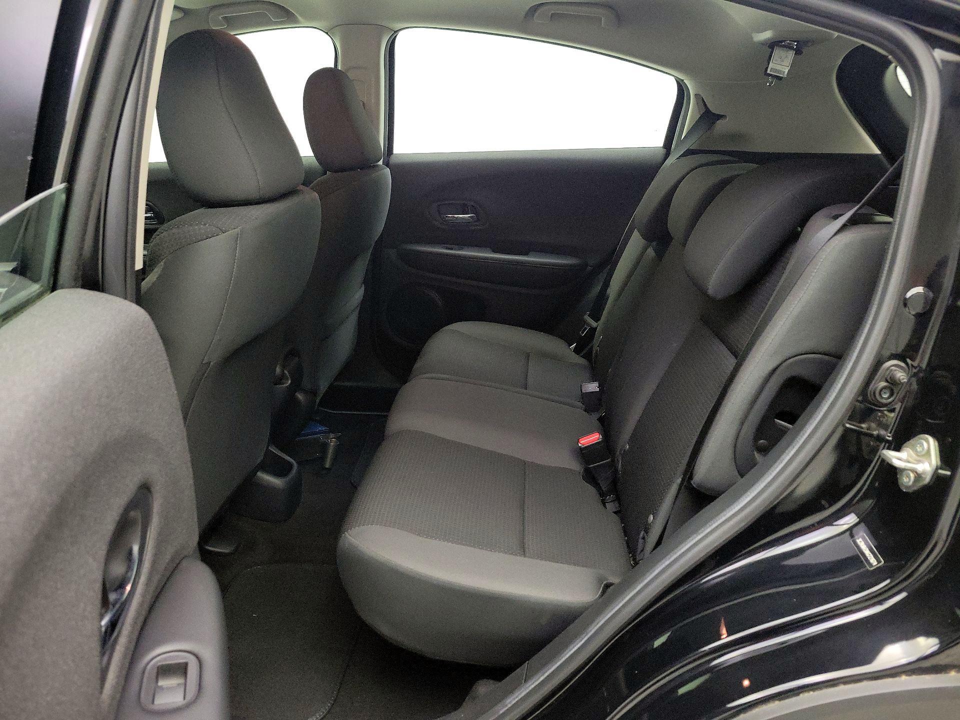 Thumbnail: 2019 Honda HR-V - 19