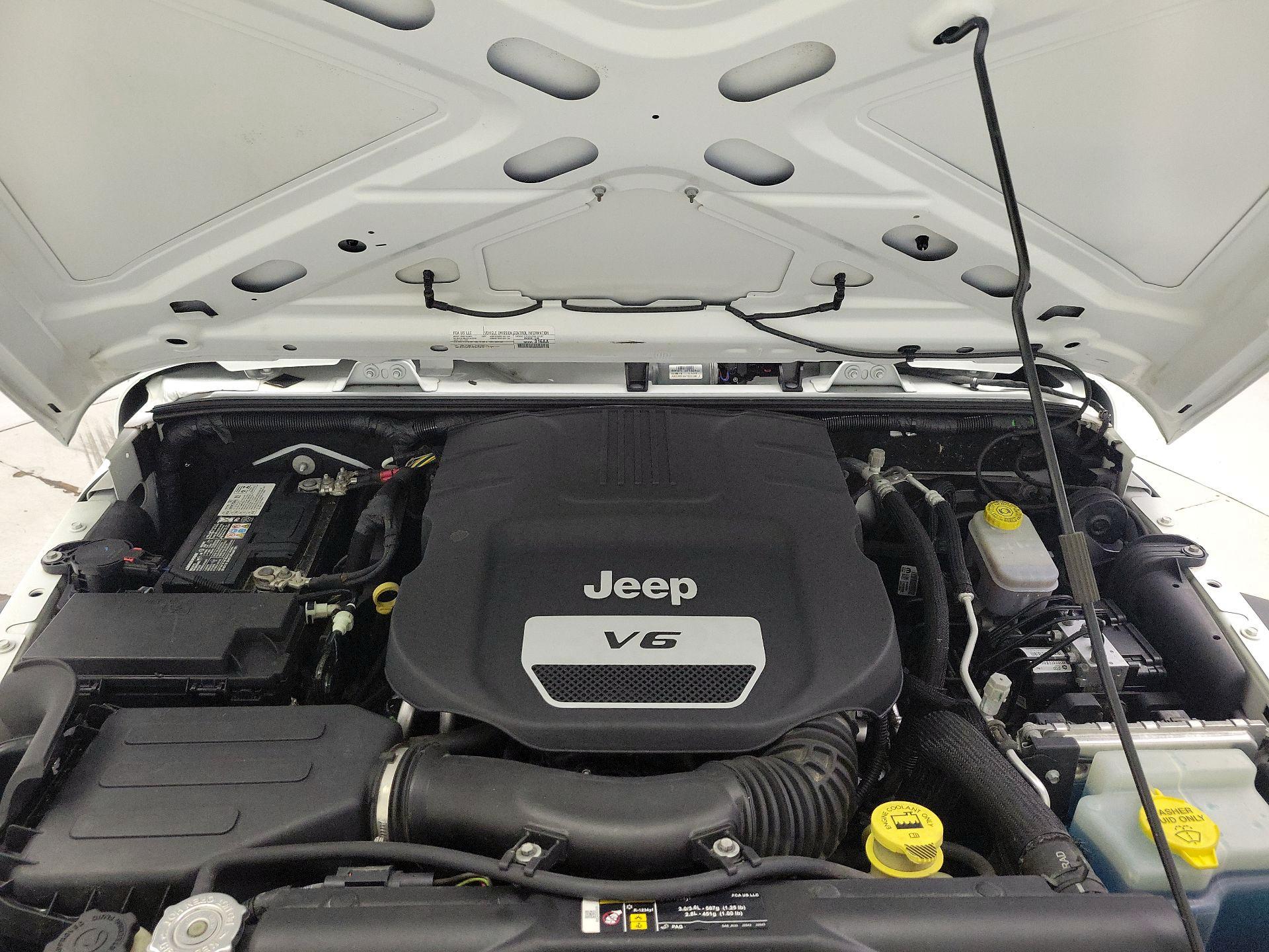 Thumbnail: 2018 Jeep Wrangler - 19