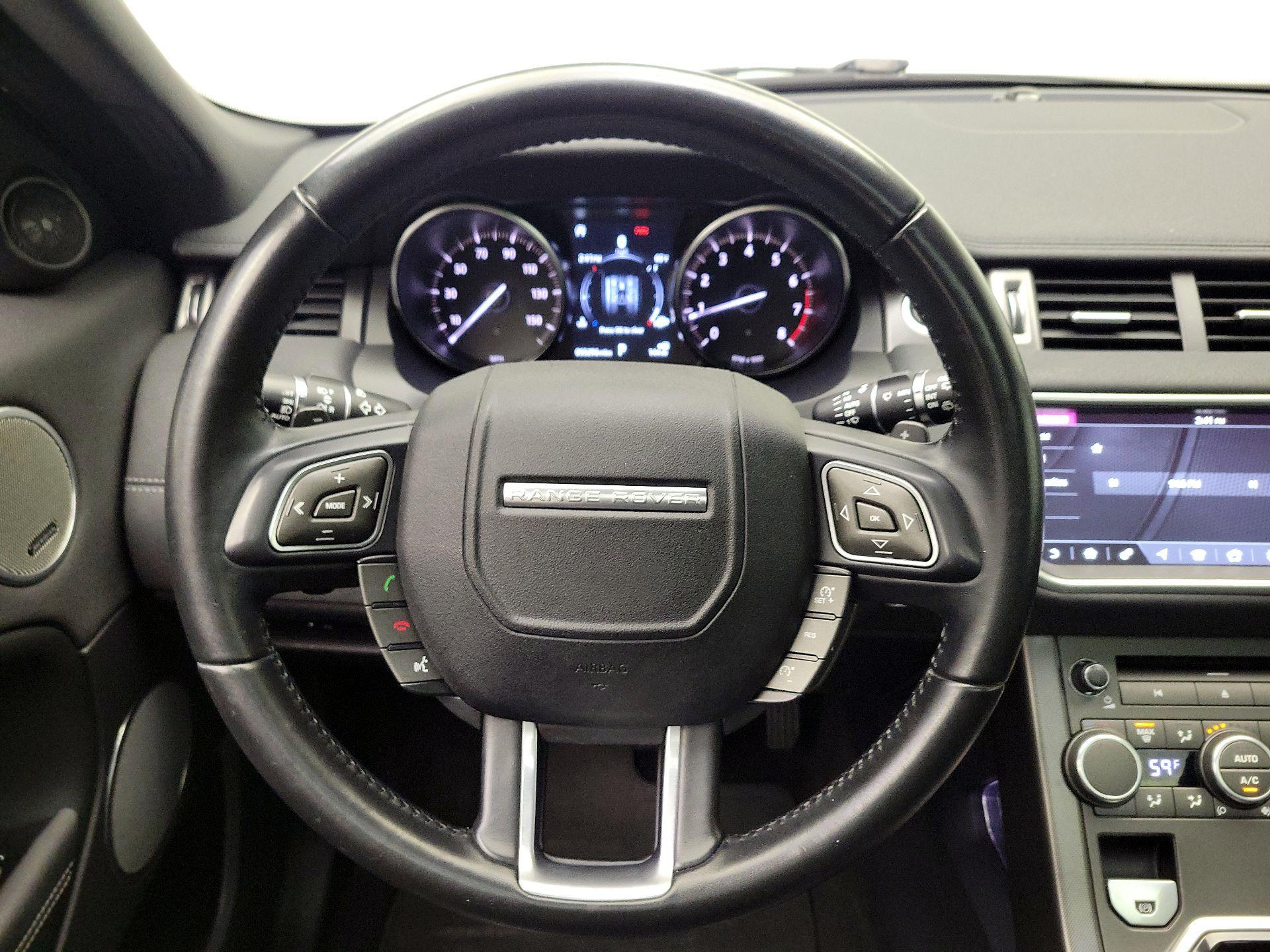 Thumbnail: 2018 Land Rover Range Rover Evoque - 10