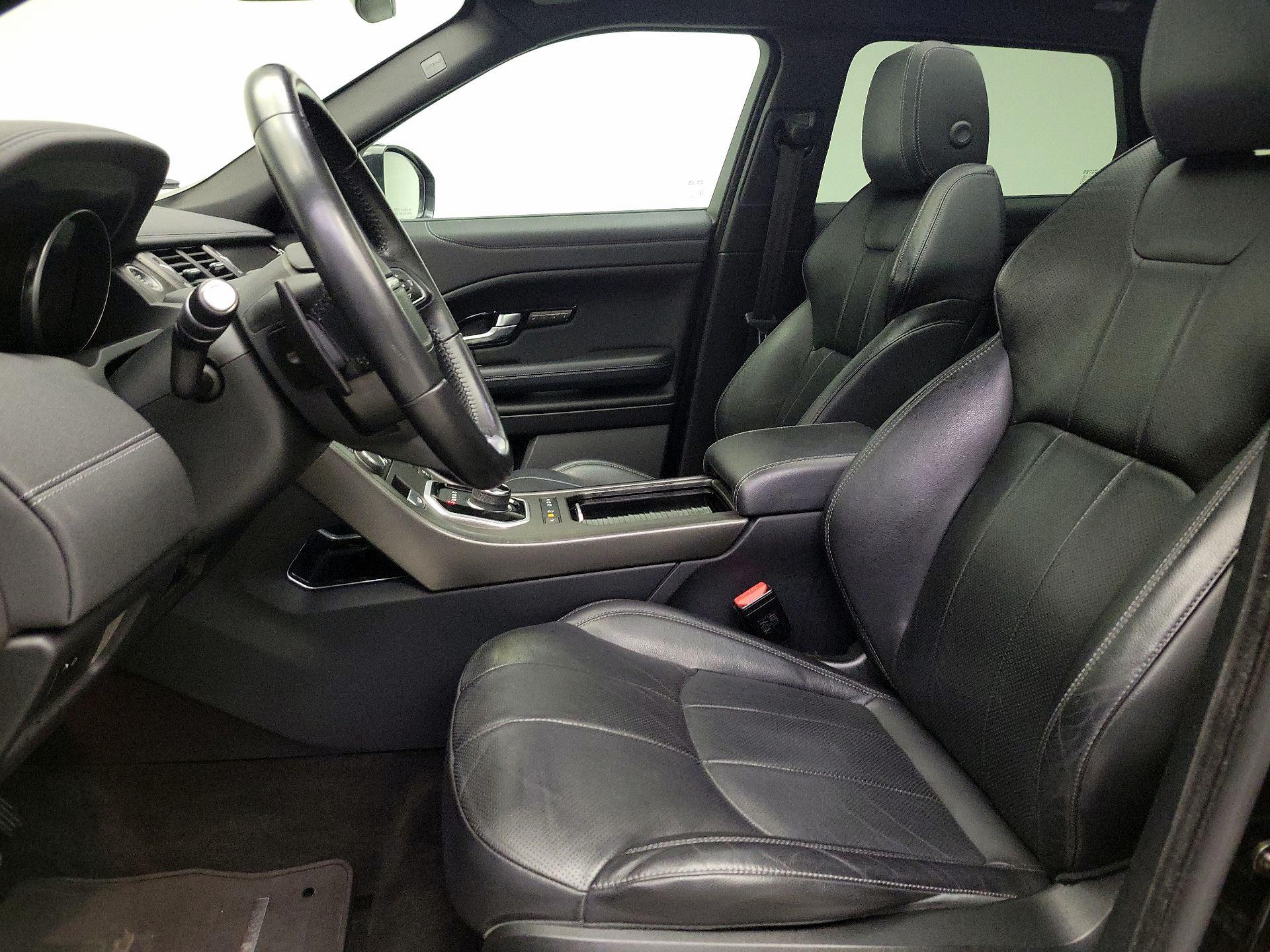 Thumbnail: 2018 Land Rover Range Rover Evoque - 11