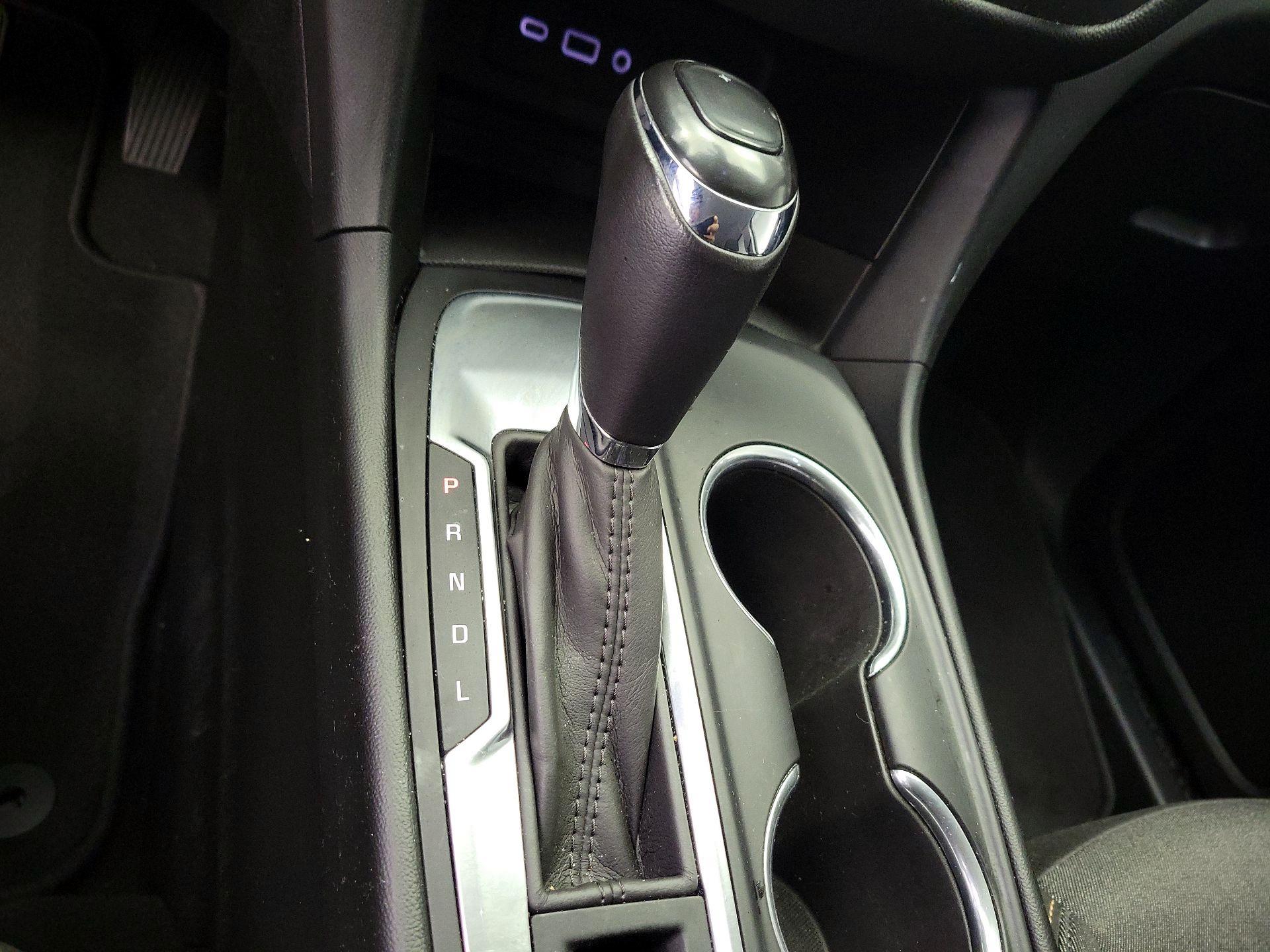 Thumbnail: 2019 Chevrolet Equinox - 16