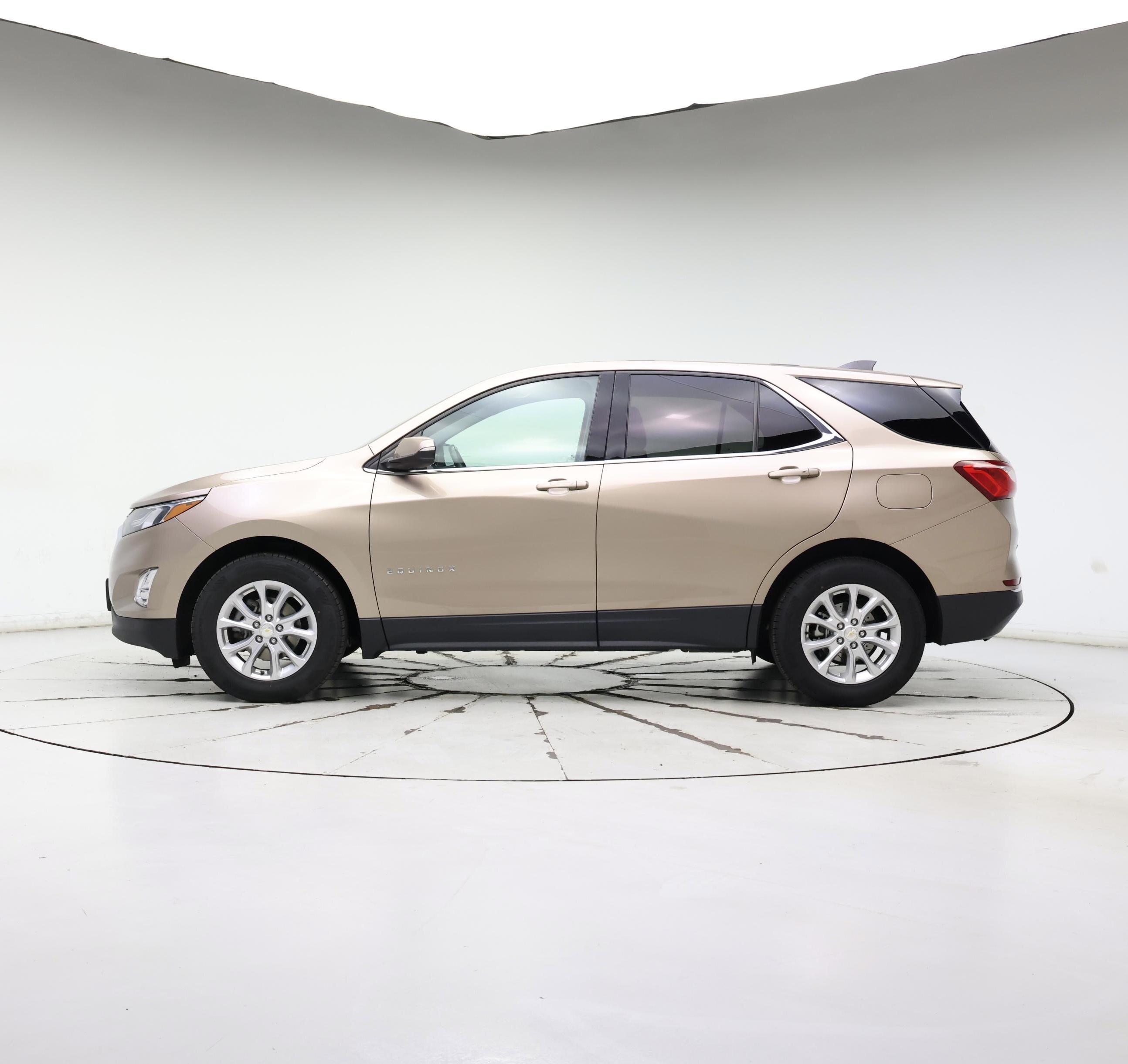 Thumbnail: 2019 Chevrolet Equinox - 3