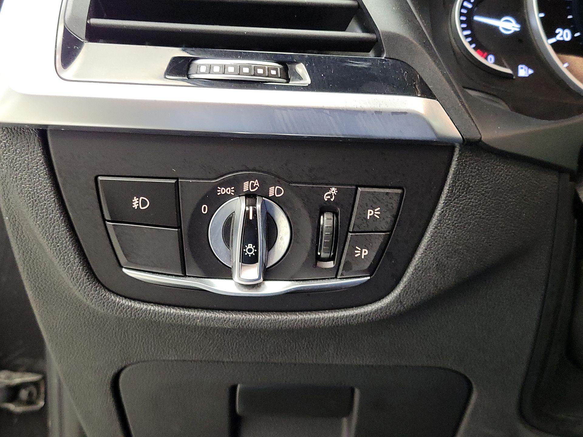 Thumbnail: 2018 BMW X3 - 13