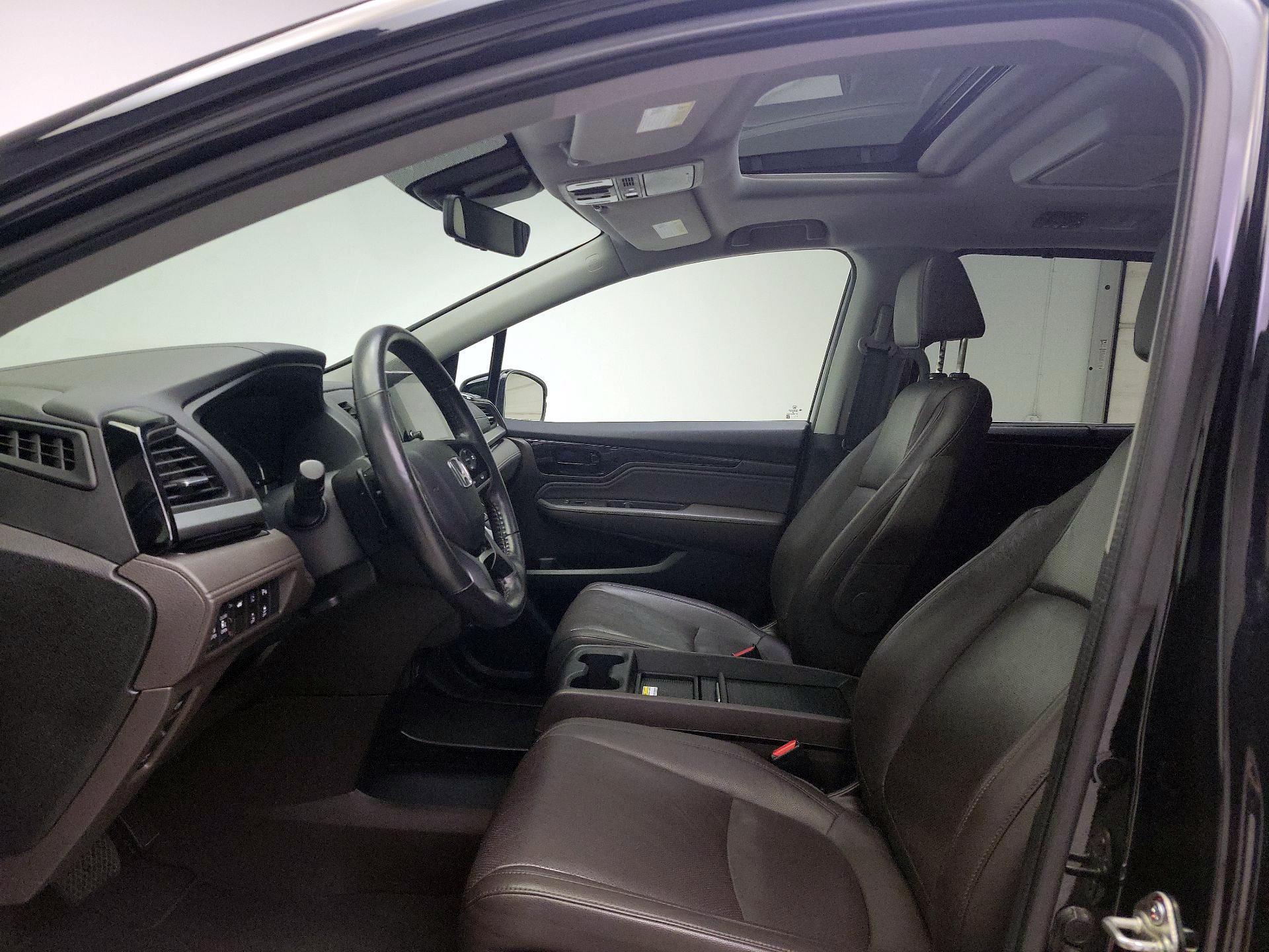 Thumbnail: 2018 Honda Odyssey - 20