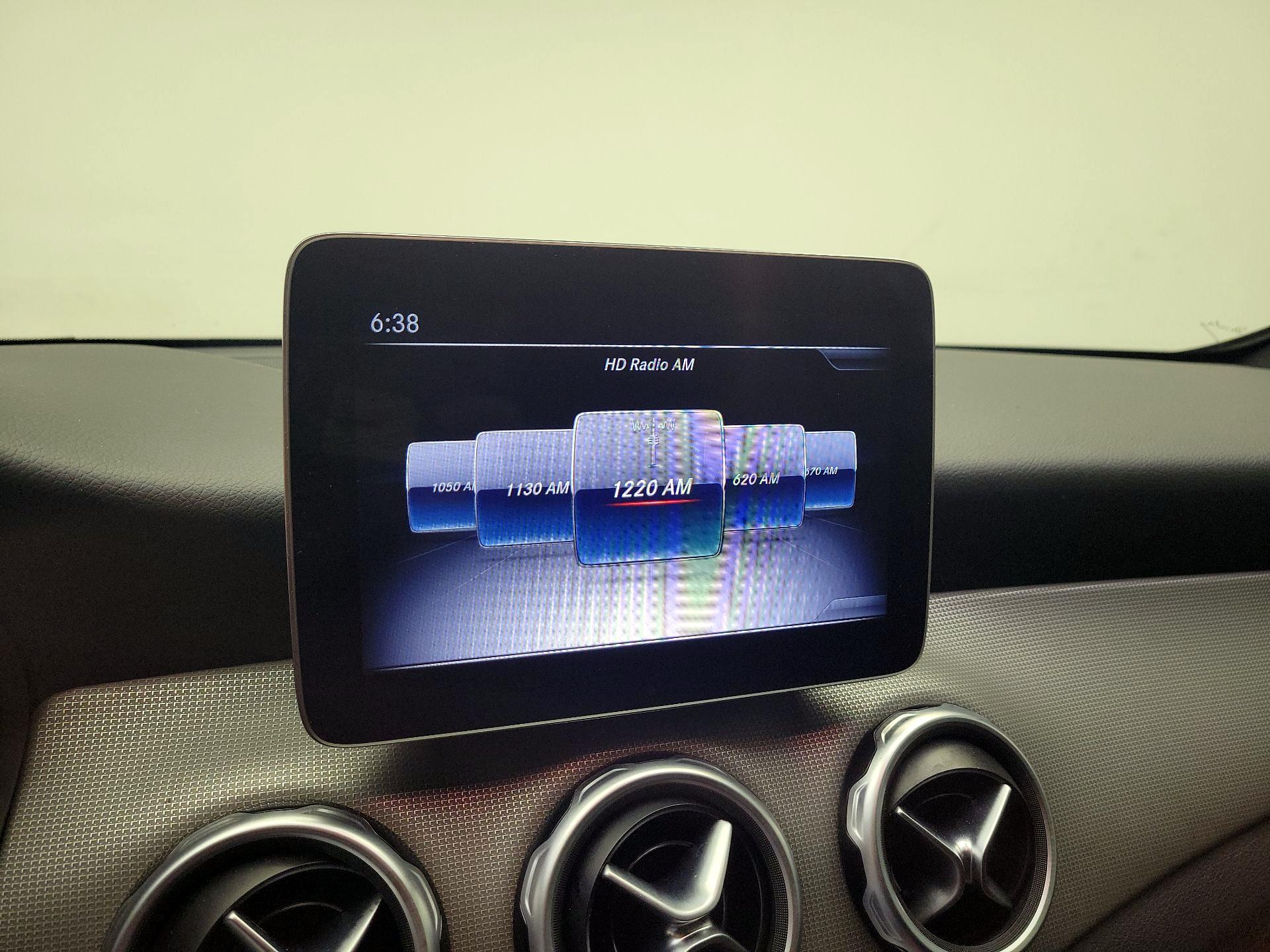 Thumbnail: 2020 Mercedes-Benz GLA - 15