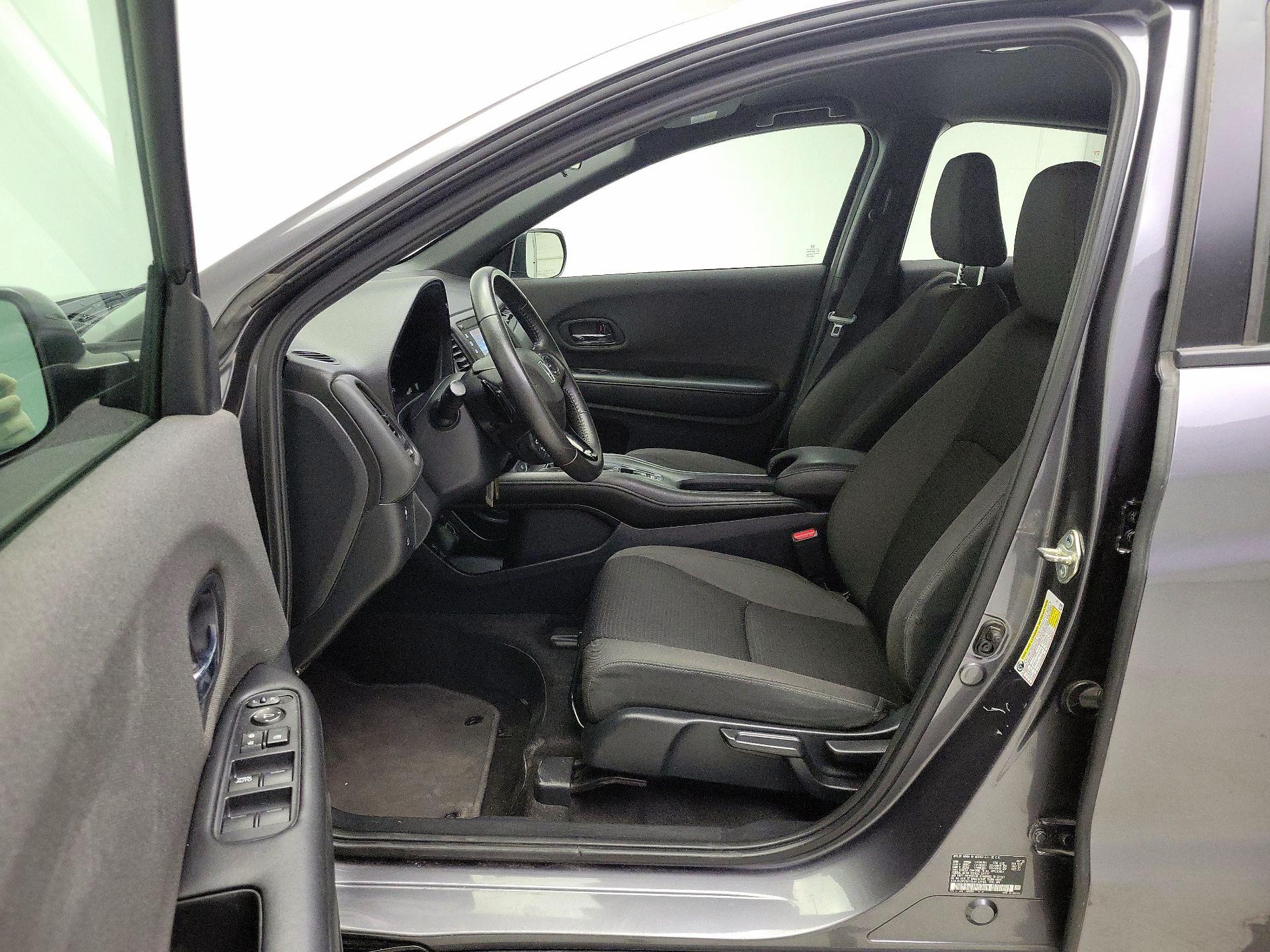 Thumbnail: 2020 Honda HR-V - 11