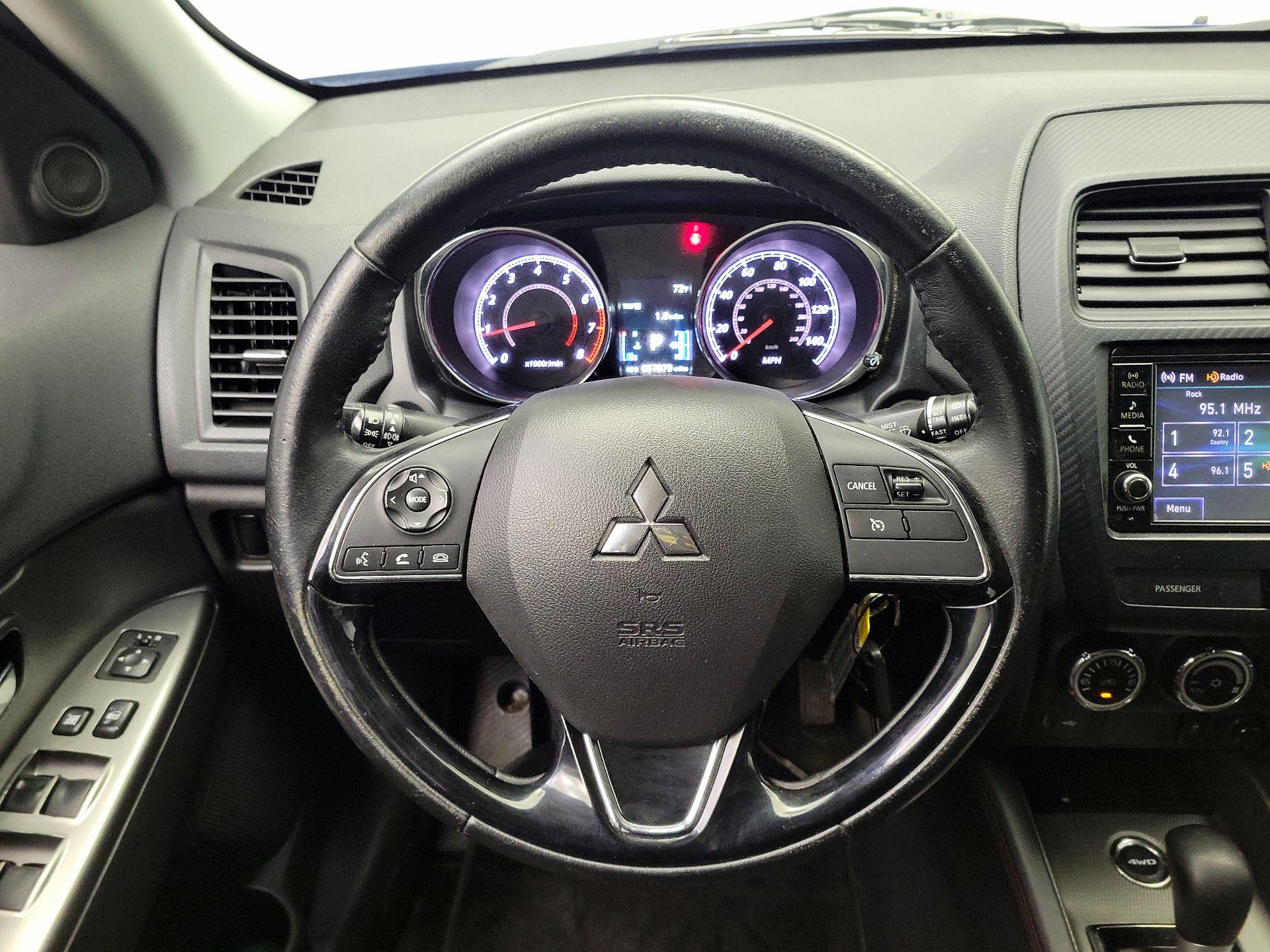 Thumbnail: 2018 Mitsubishi Outlander Sport - 10