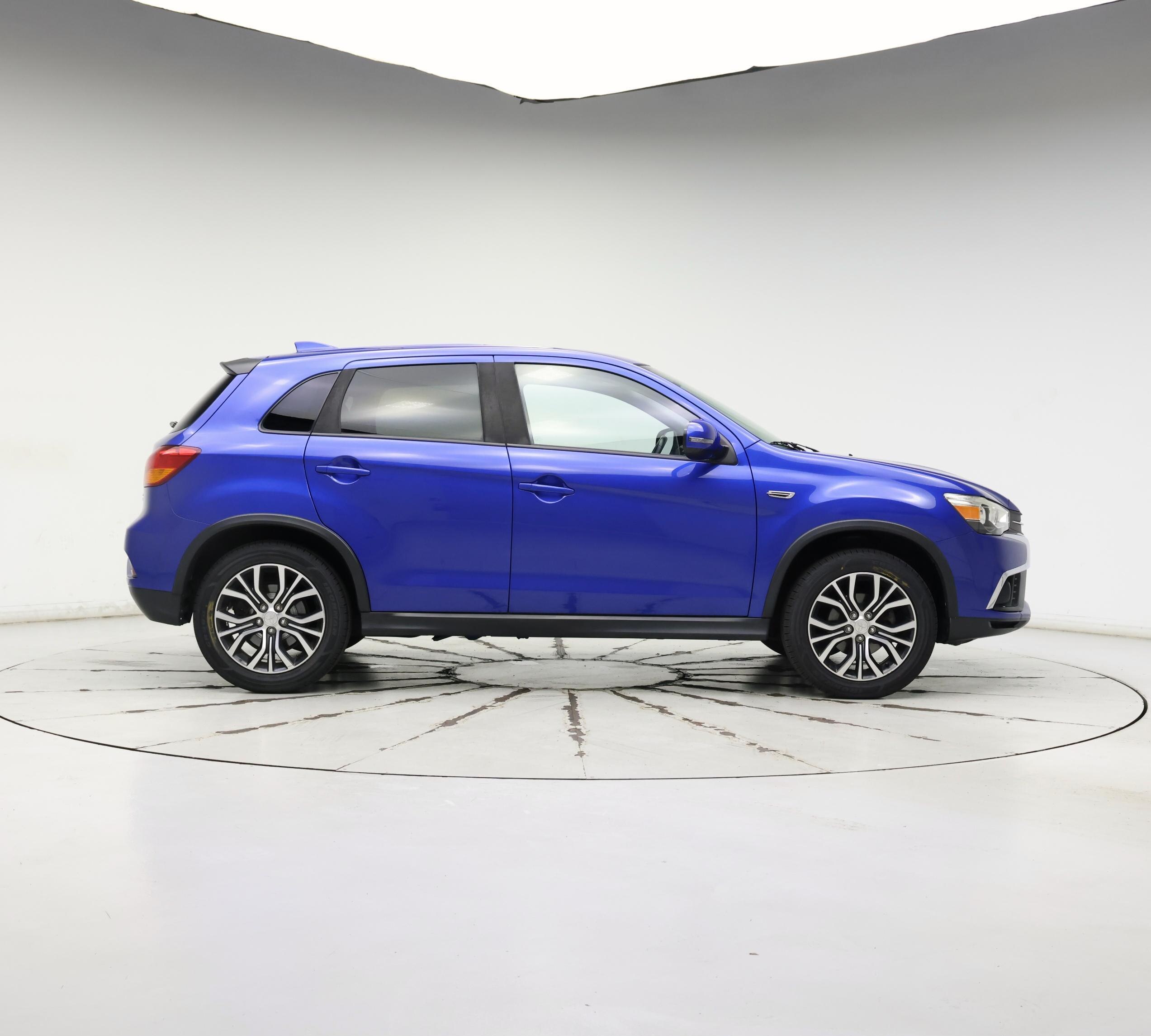 Thumbnail: 2018 Mitsubishi Outlander Sport - 7