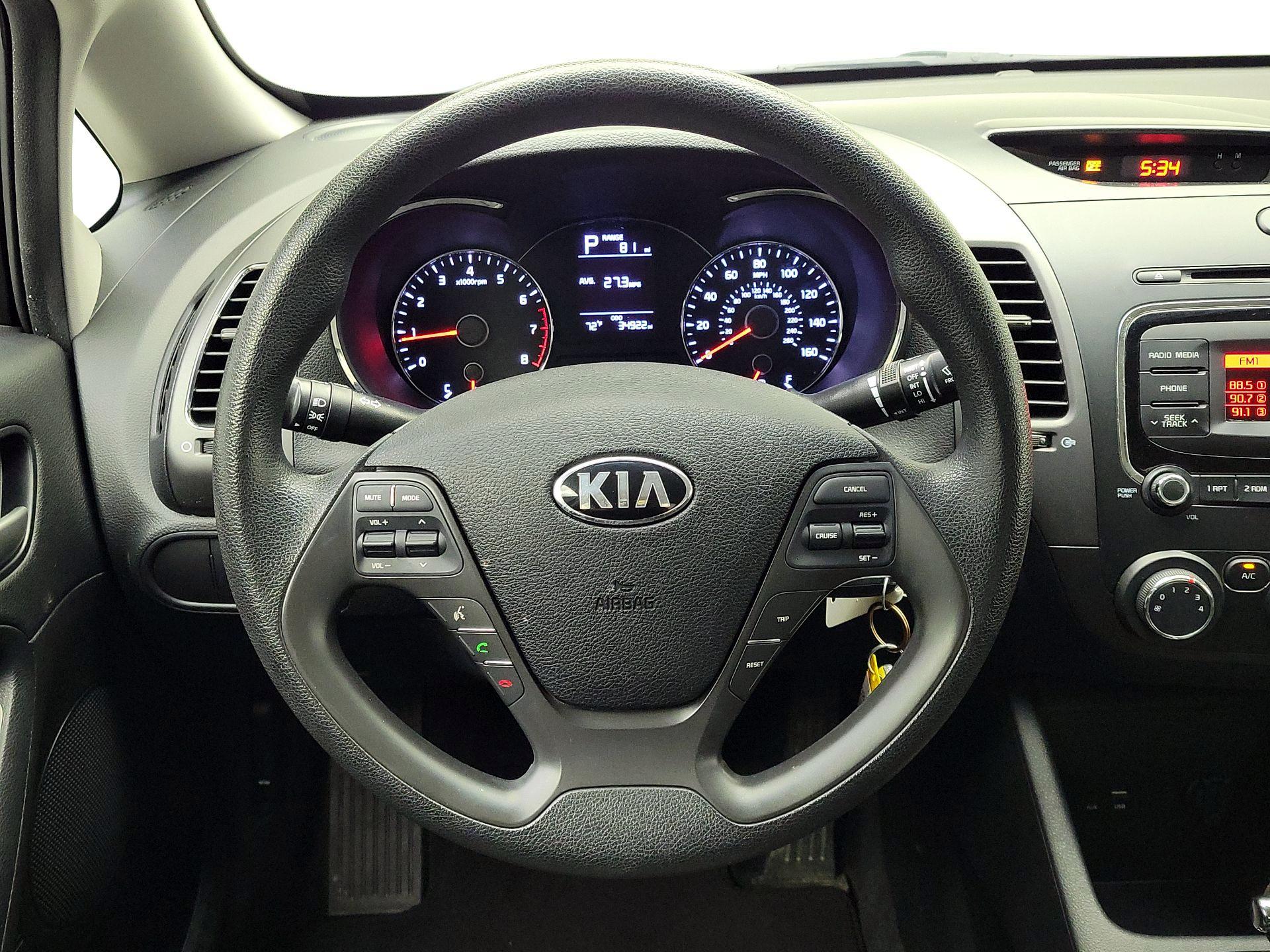 Thumbnail: 2018 Kia Forte - 10