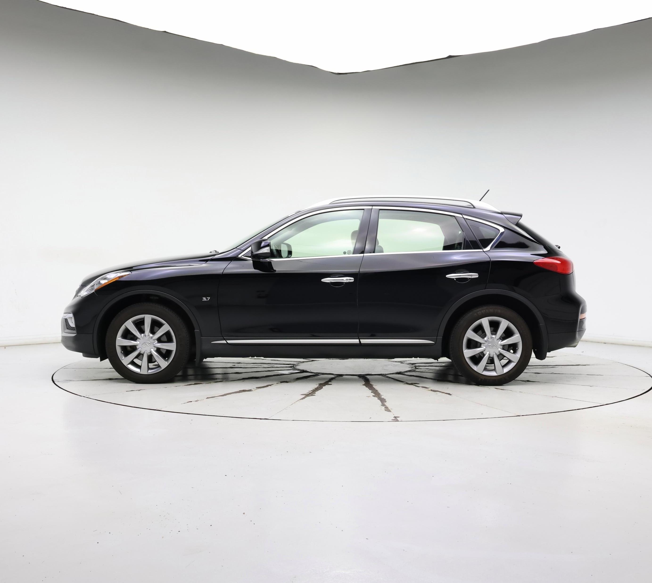Thumbnail: 2017 INFINITI QX50 - 3