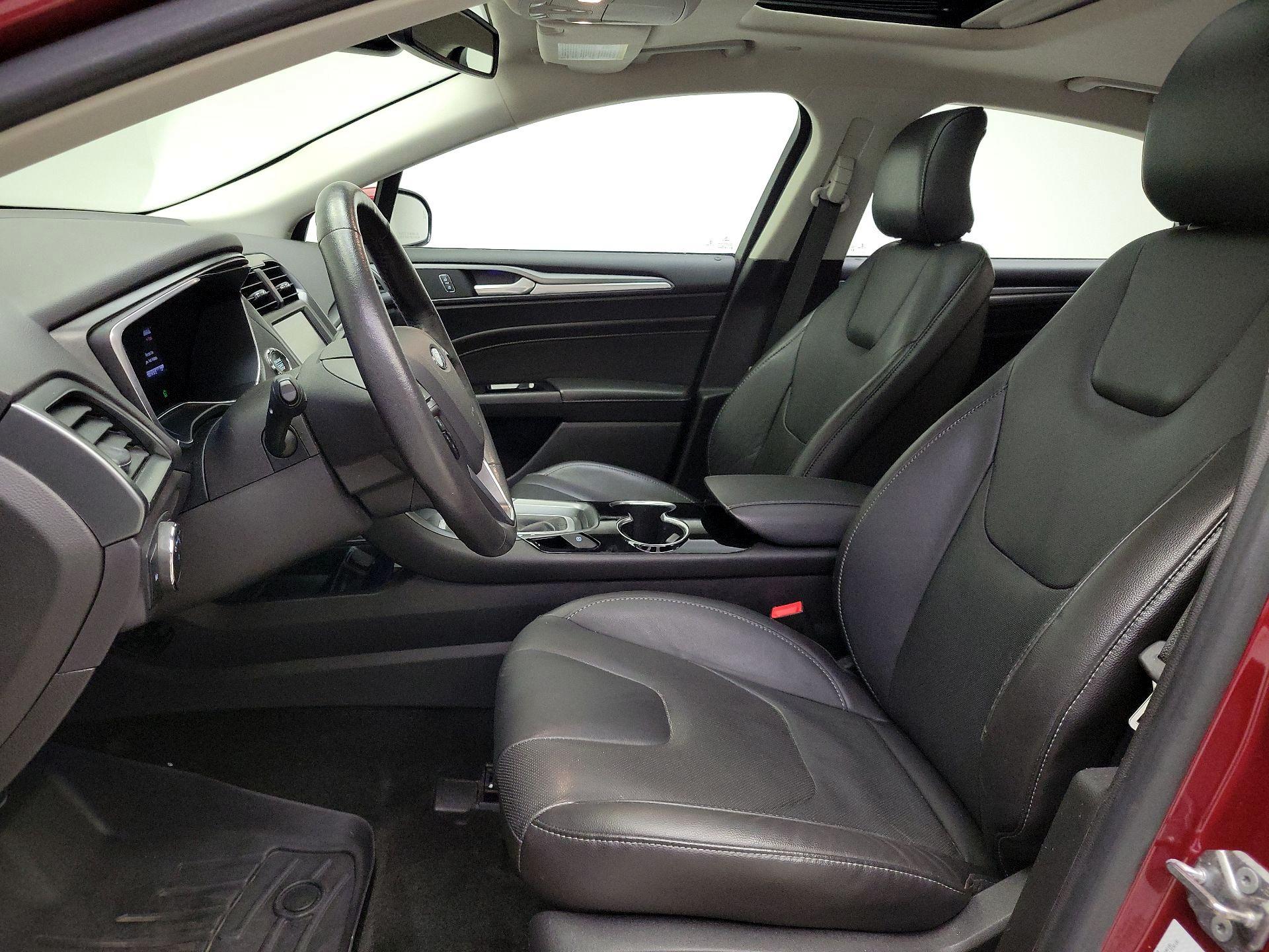 Thumbnail: 2015 Ford Fusion - 11