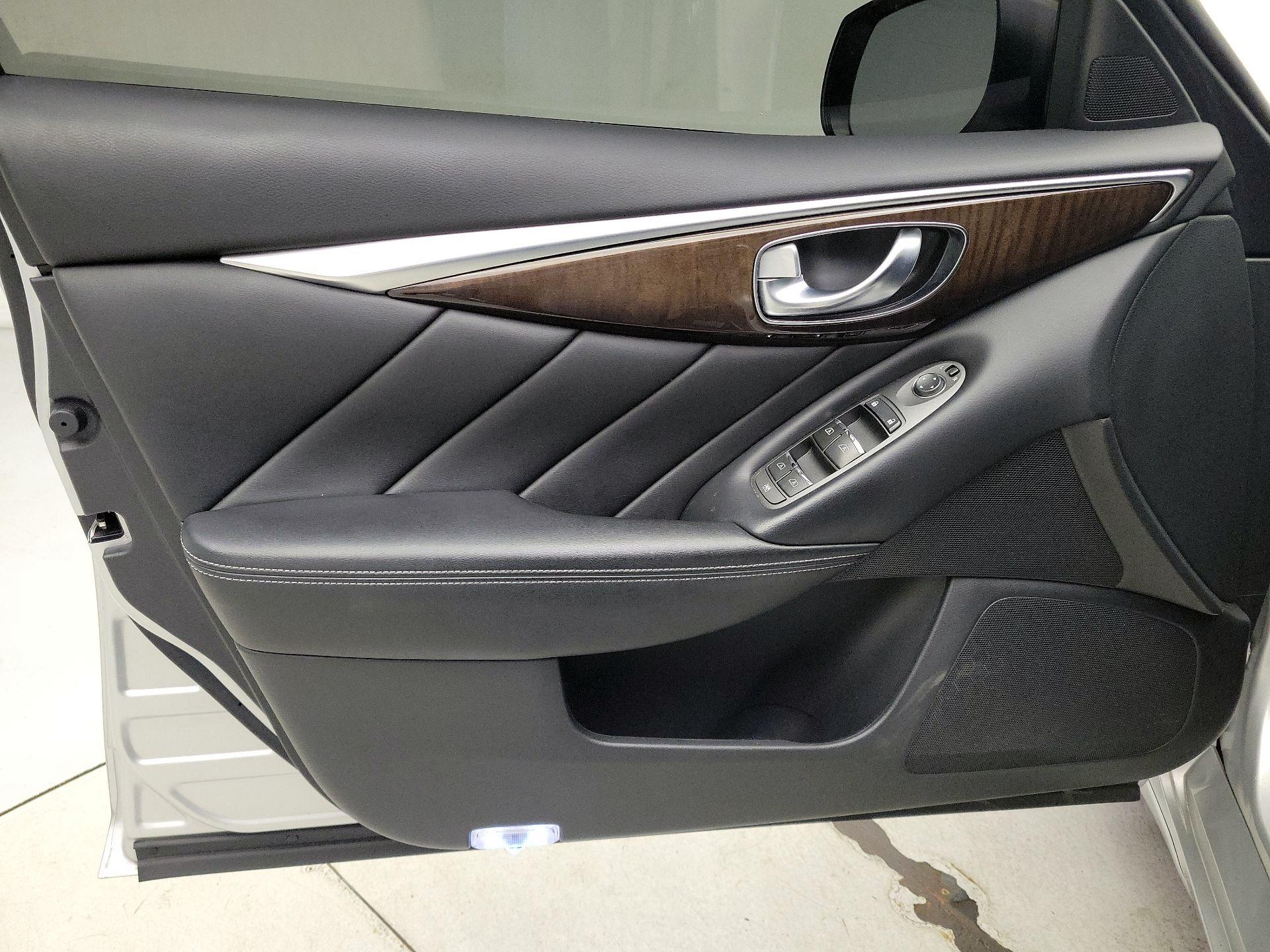Thumbnail: 2018 INFINITI Q50 - 12