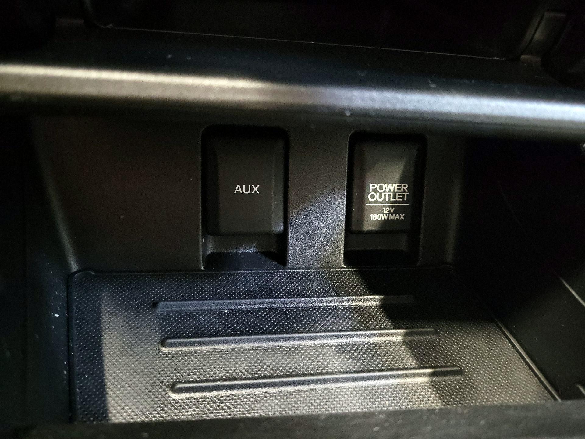 Thumbnail: 2015 Honda Civic - 18