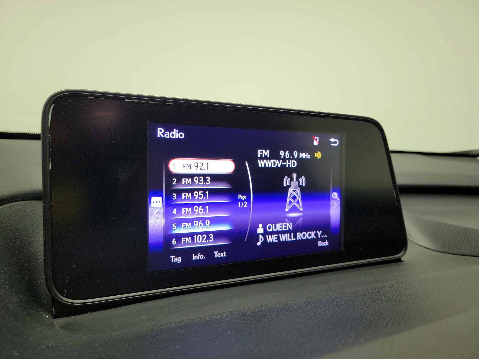 Thumbnail: 2017 Lexus RX - 15