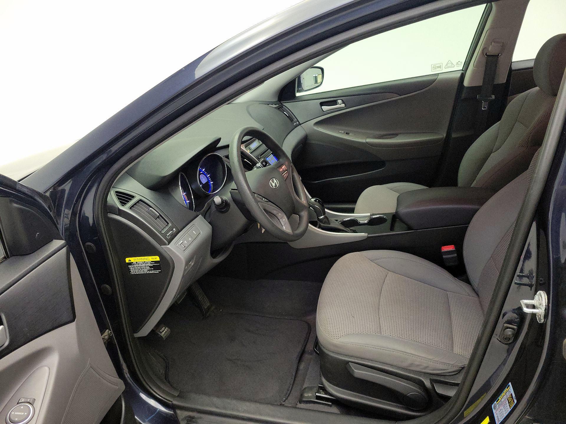 Thumbnail: 2014 Hyundai Sonata - 11