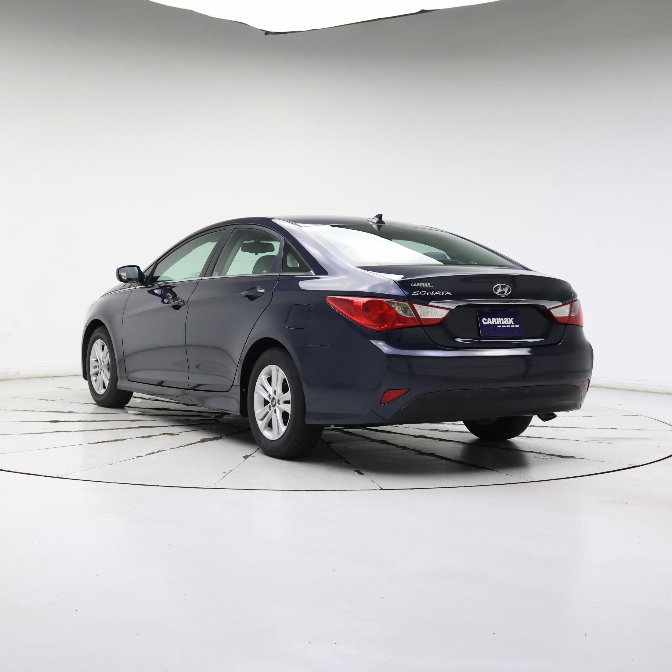 Thumbnail: 2014 Hyundai Sonata - 2