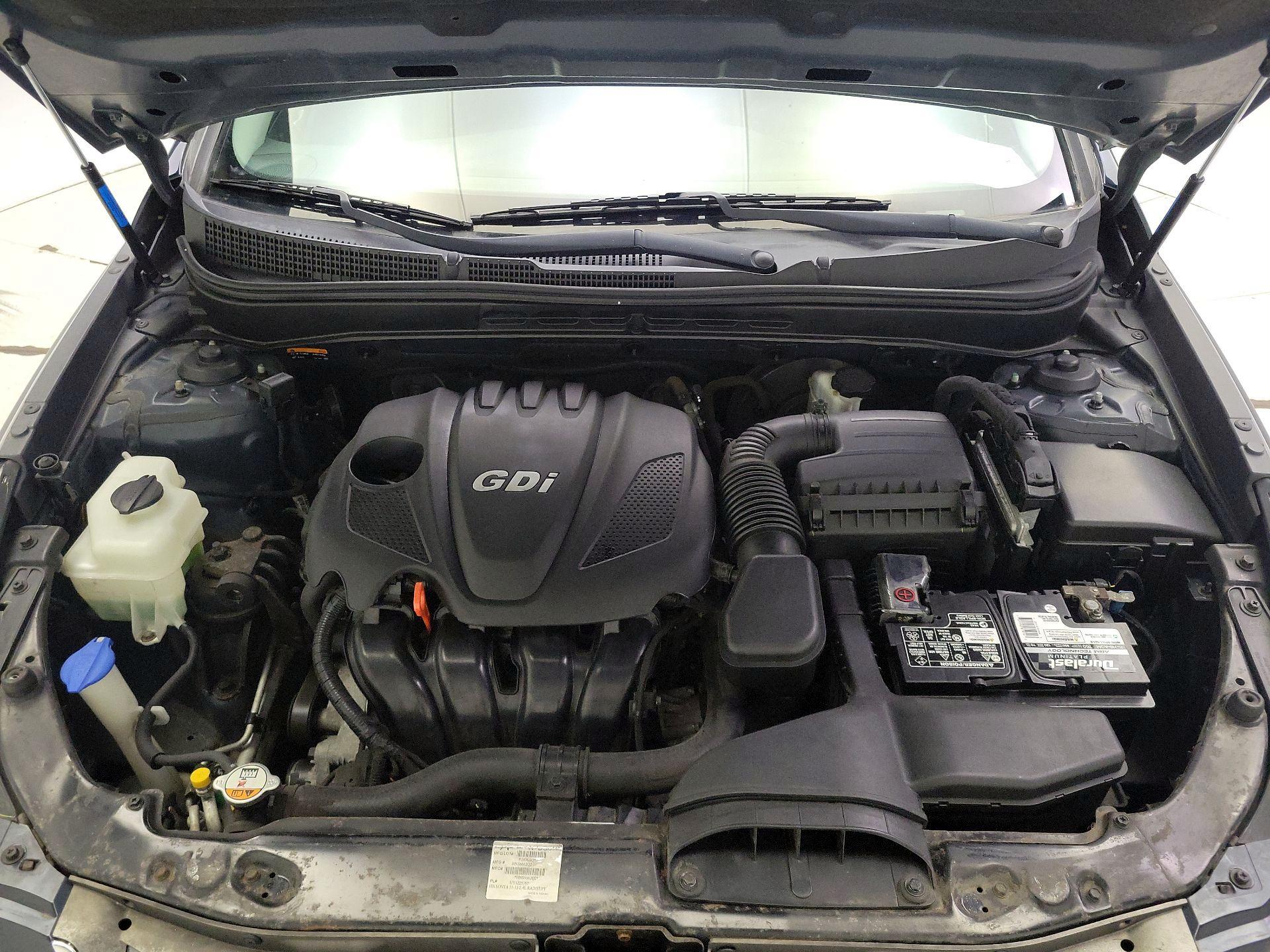 Thumbnail: 2014 Hyundai Sonata - 19