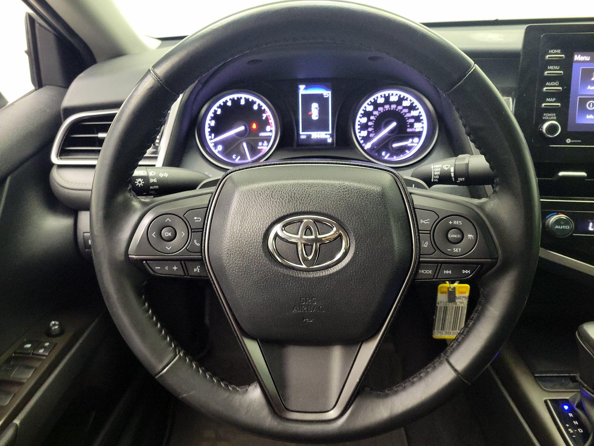 Thumbnail: 2023 Toyota Camry - 10