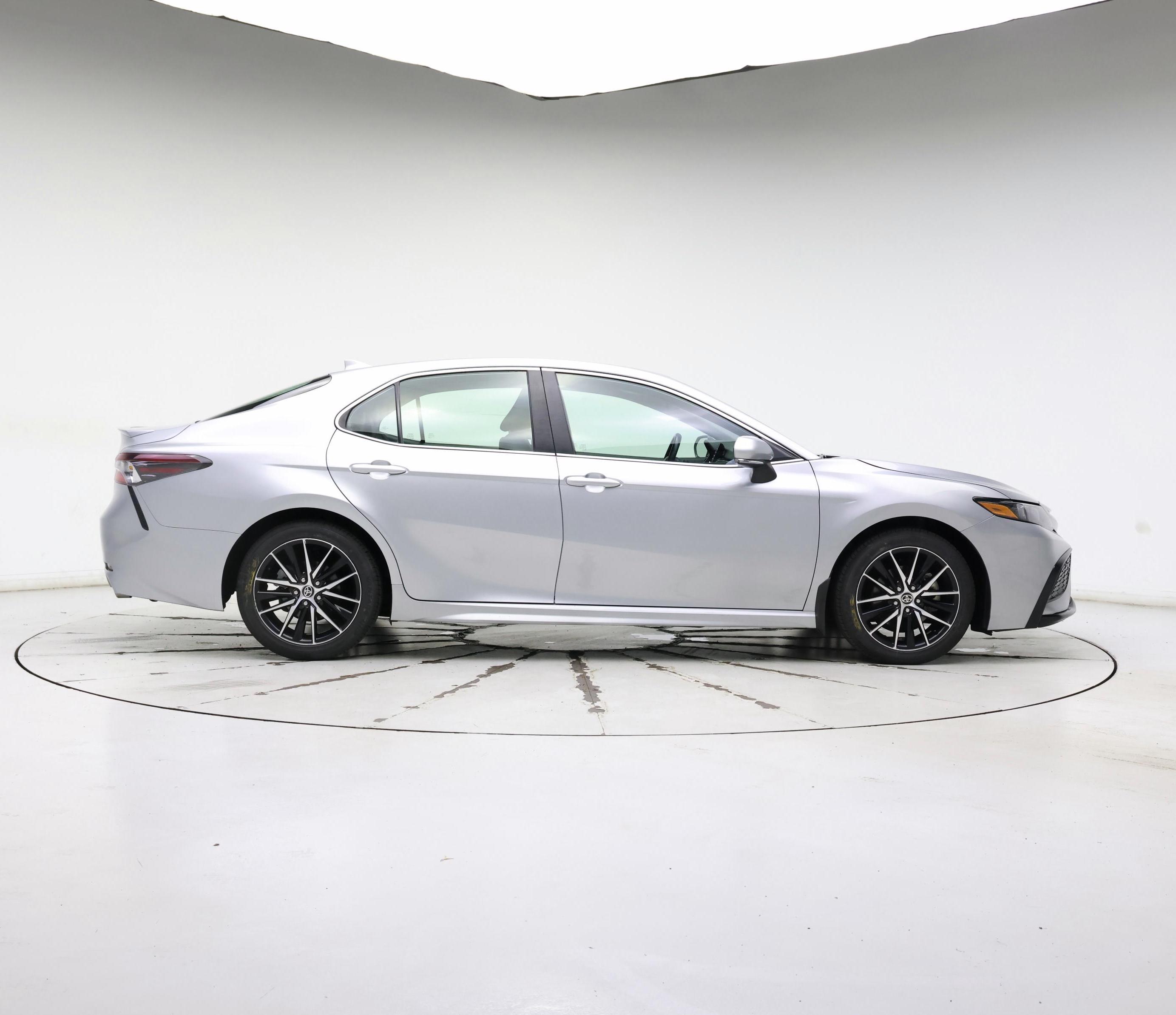 Thumbnail: 2023 Toyota Camry - 7