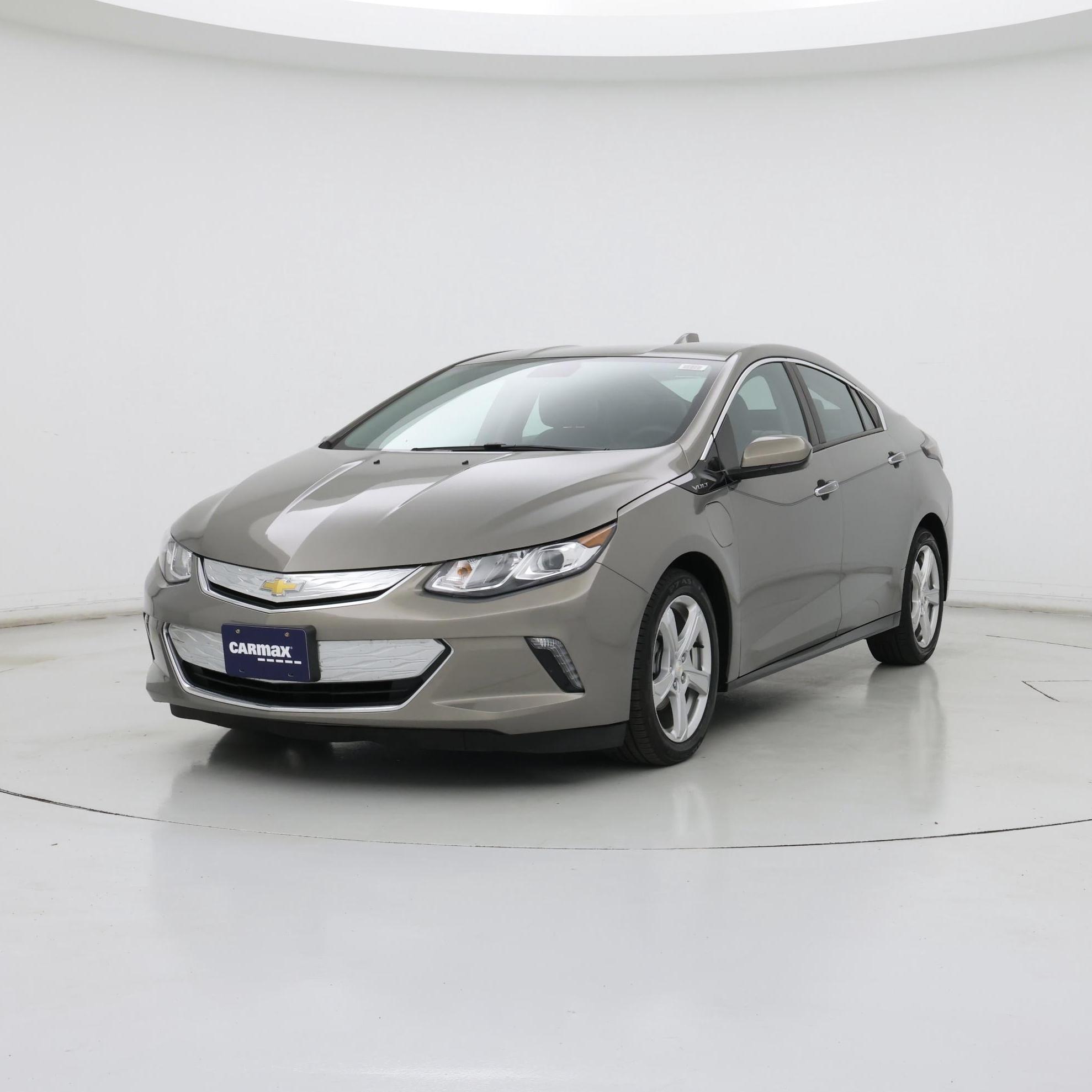 Thumbnail: 2017 Chevrolet Volt - 4