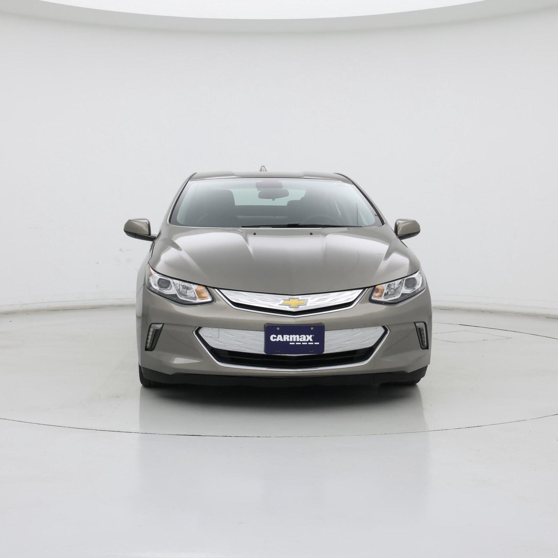 Thumbnail: 2017 Chevrolet Volt - 5