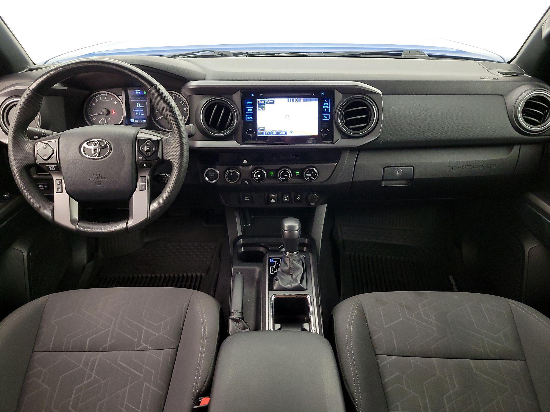 Thumbnail: 2018 Toyota Tacoma - 9