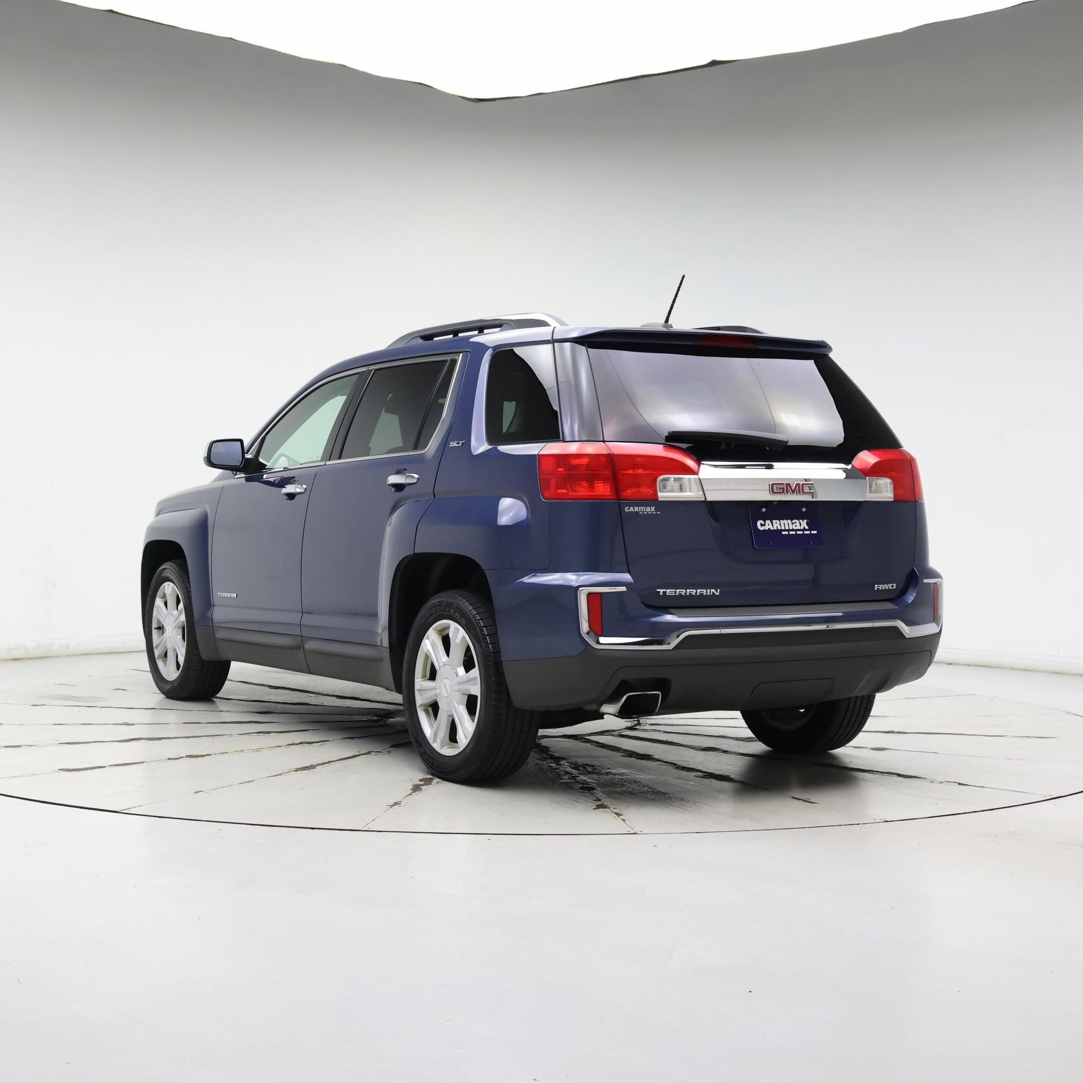 Thumbnail: 2017 GMC Terrain - 2