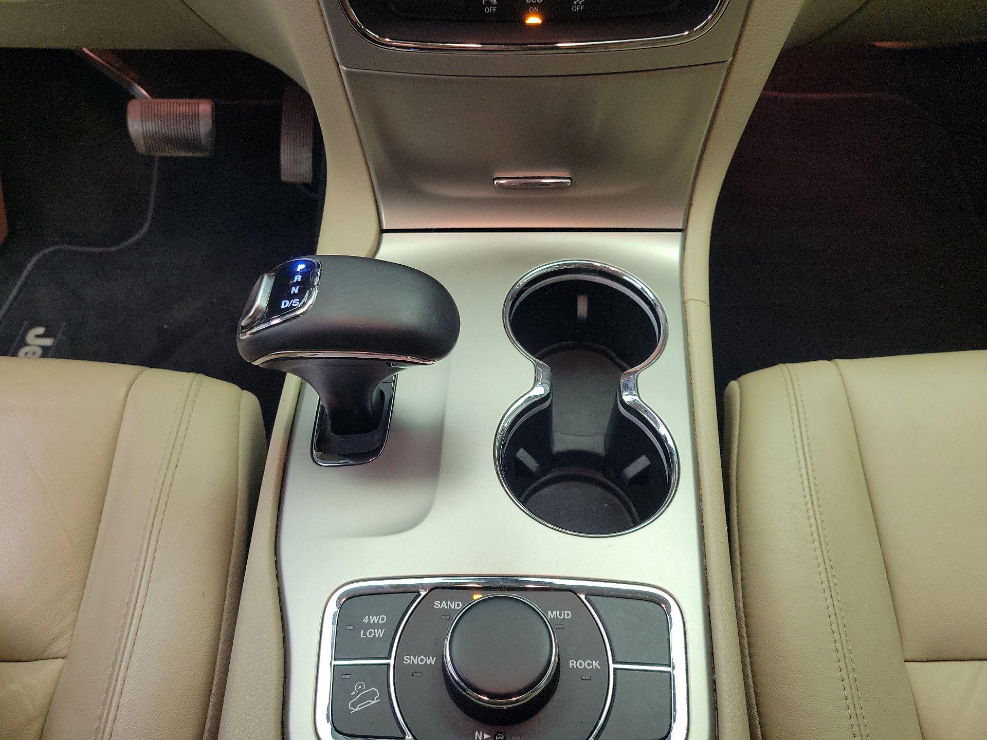 Thumbnail: 2014 Jeep Grand Cherokee - 18