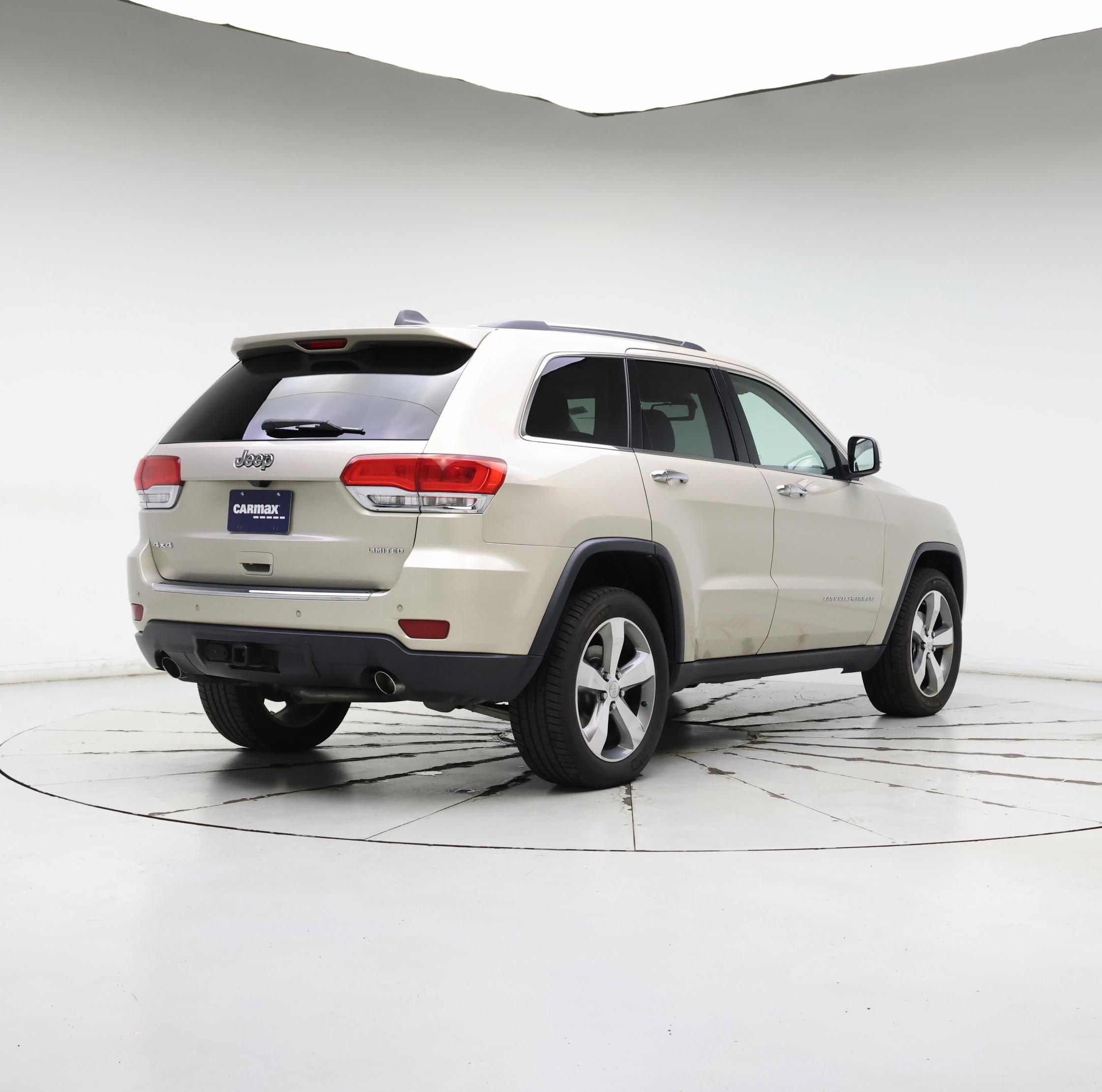 Thumbnail: 2014 Jeep Grand Cherokee - 8