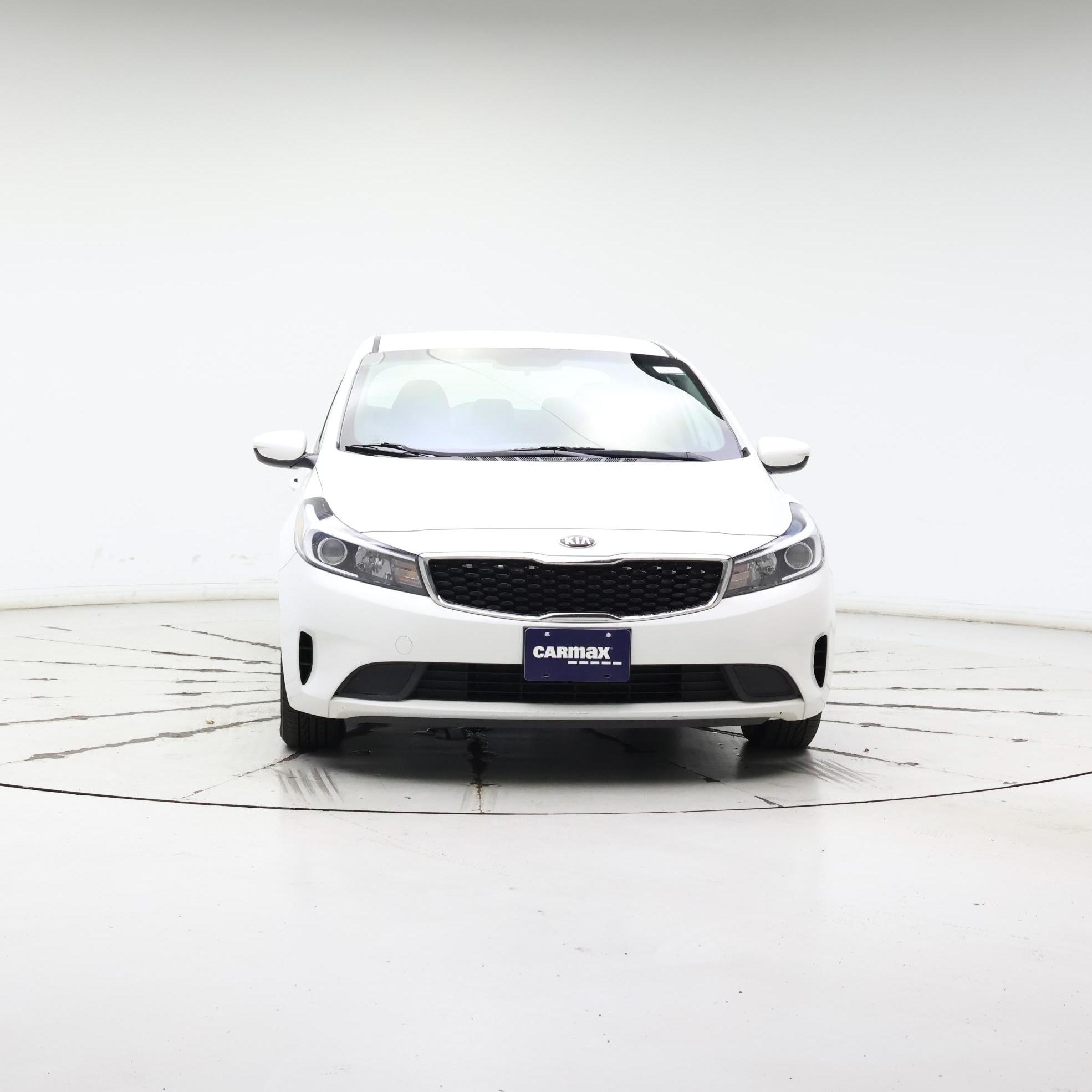 Thumbnail: 2017 Kia Forte - 5