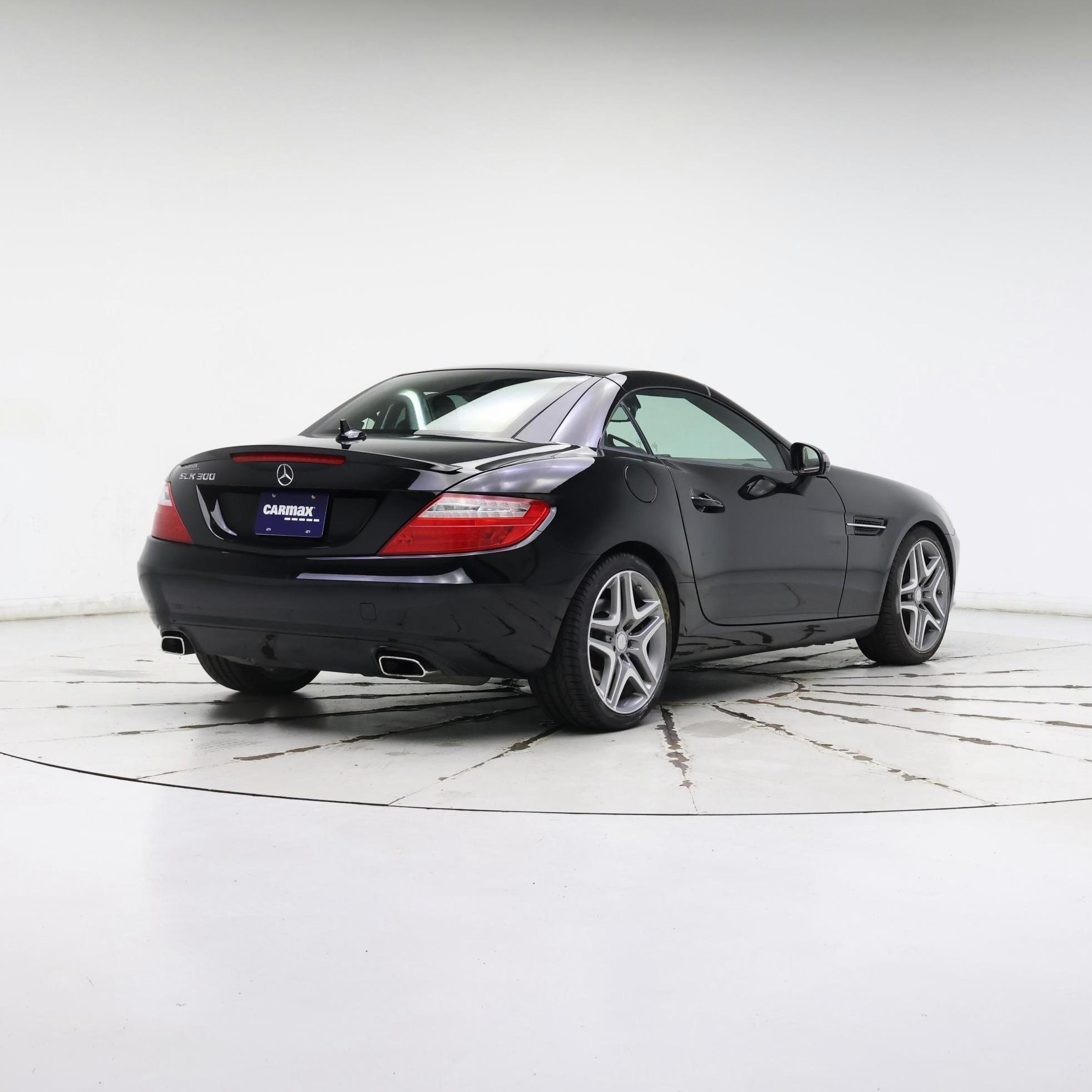 Thumbnail: 2016 Mercedes-Benz SLK - 8