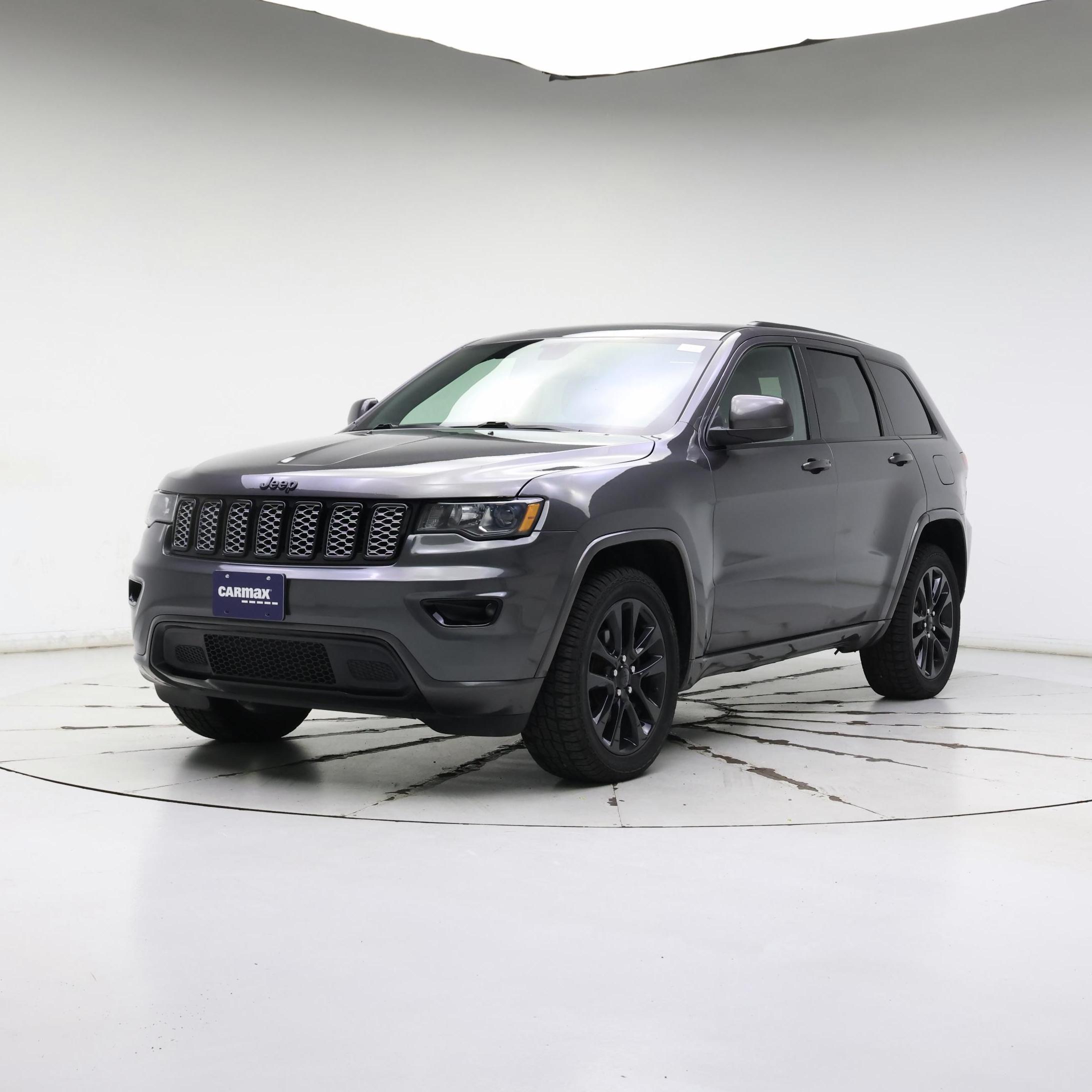 Thumbnail: 2019 Jeep Grand Cherokee - 4