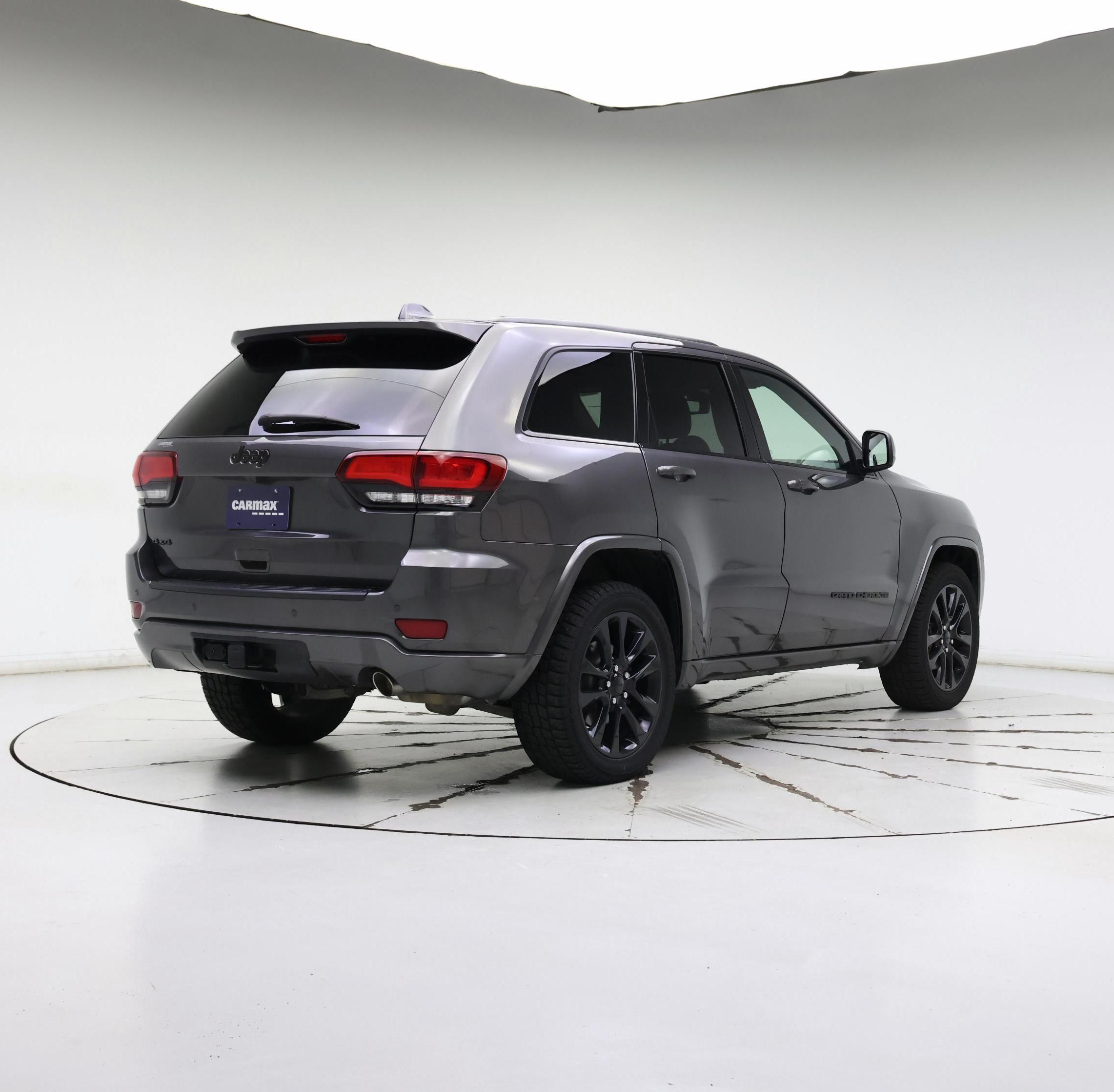 Thumbnail: 2019 Jeep Grand Cherokee - 8