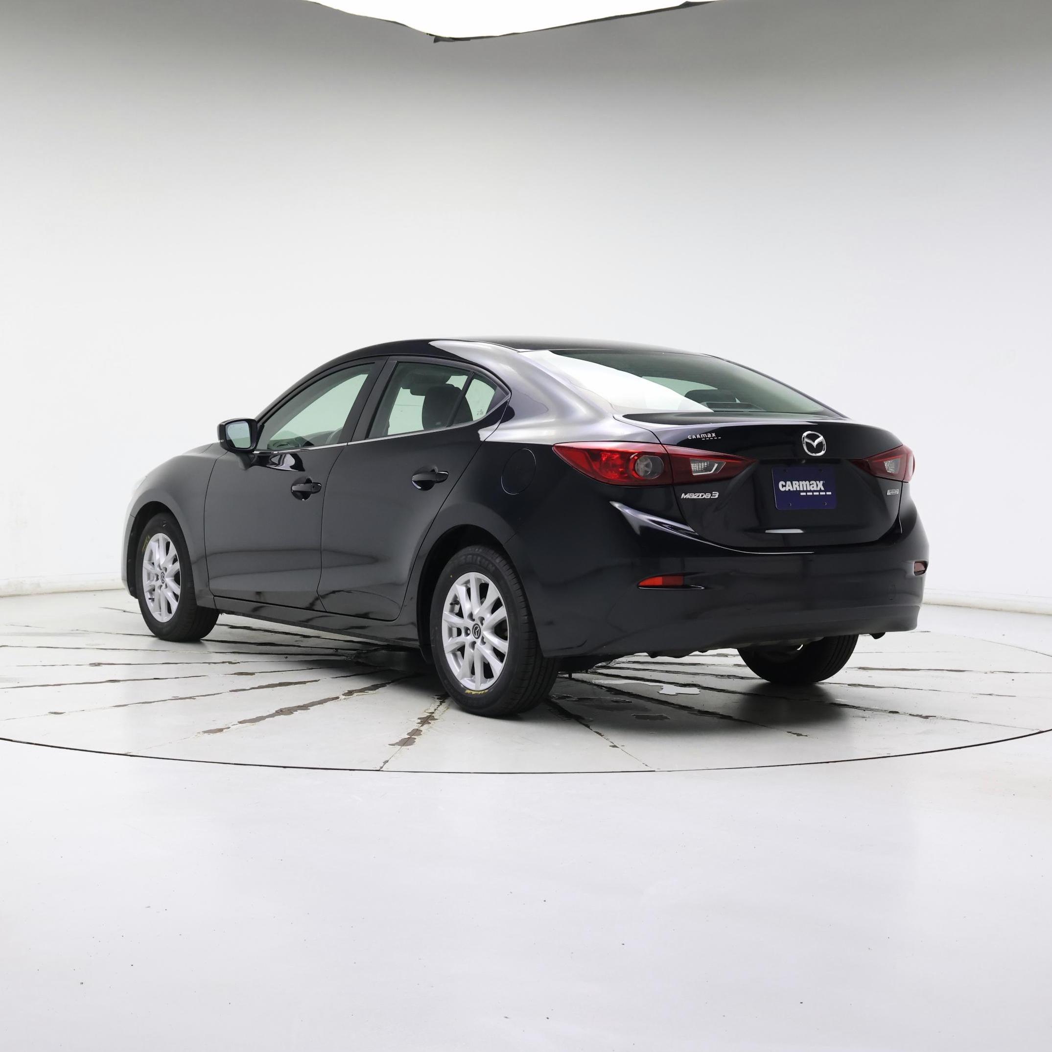 Thumbnail: 2018 Mazda Mazda3 - 2