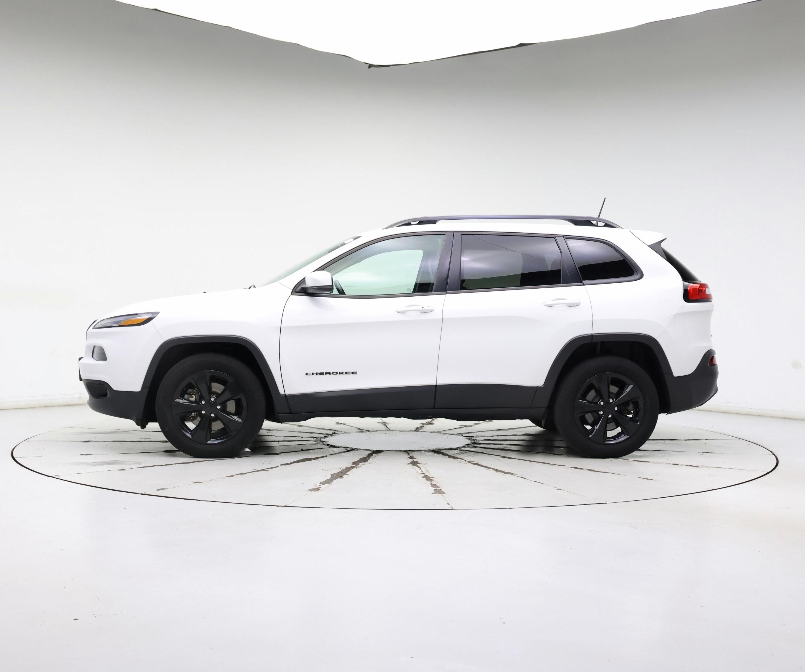 Thumbnail: 2016 Jeep Cherokee - 3
