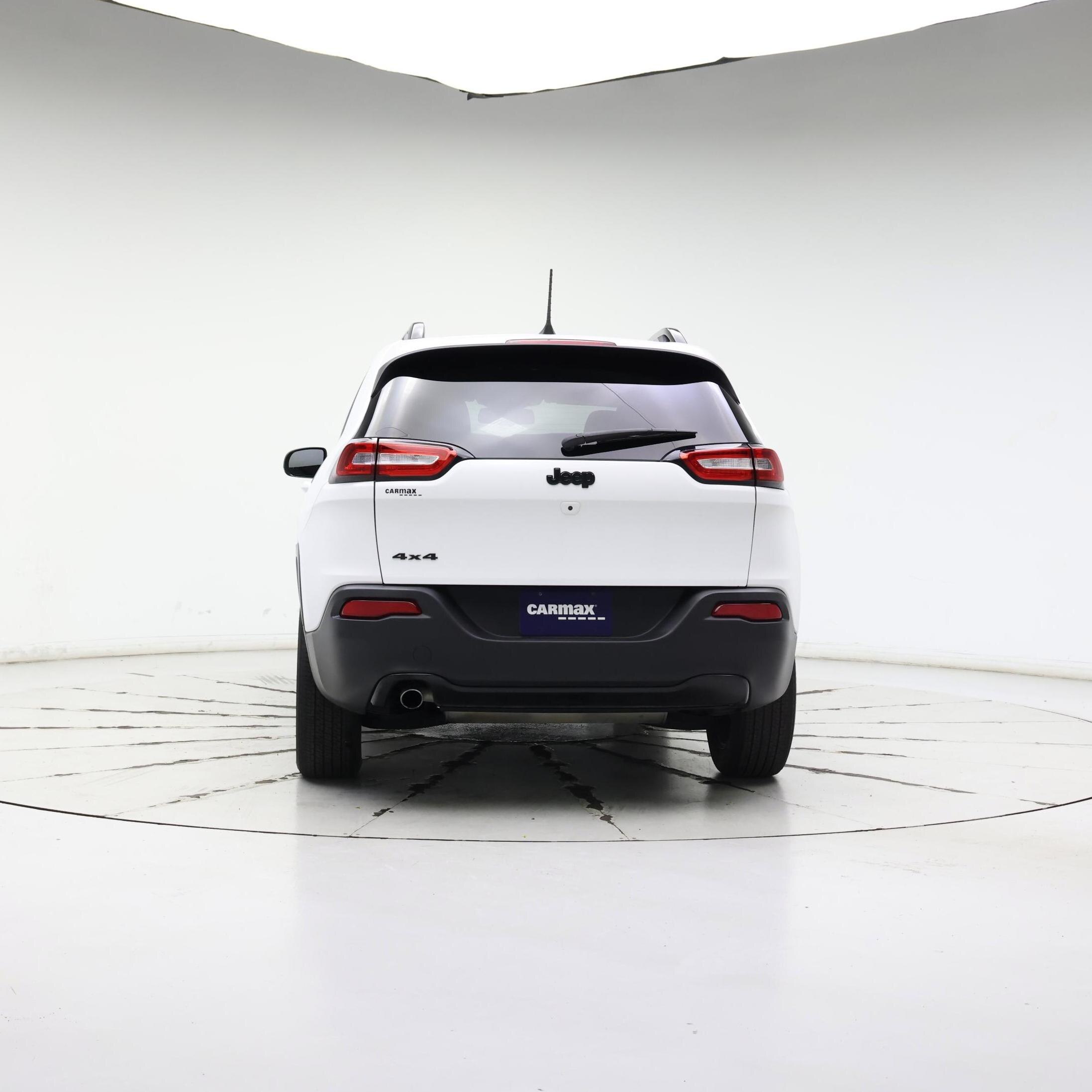 Thumbnail: 2016 Jeep Cherokee - 6
