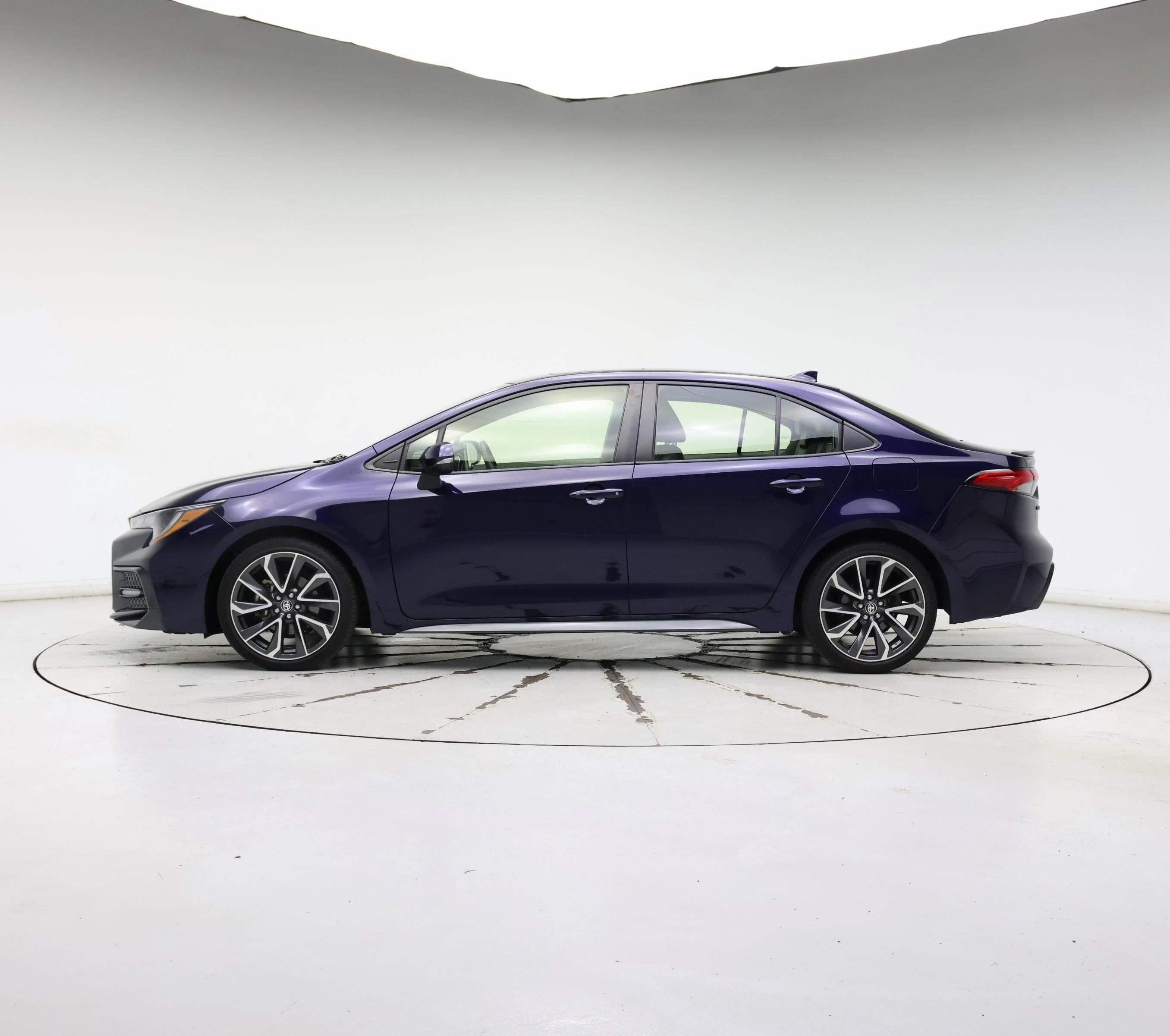 Thumbnail: 2021 Toyota Corolla - 3