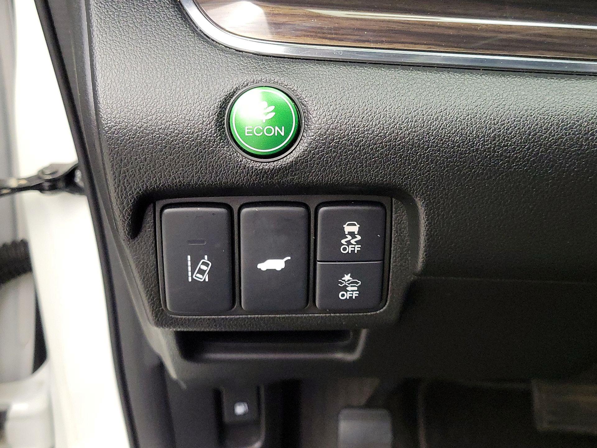 Thumbnail: 2015 Honda CR-V - 13