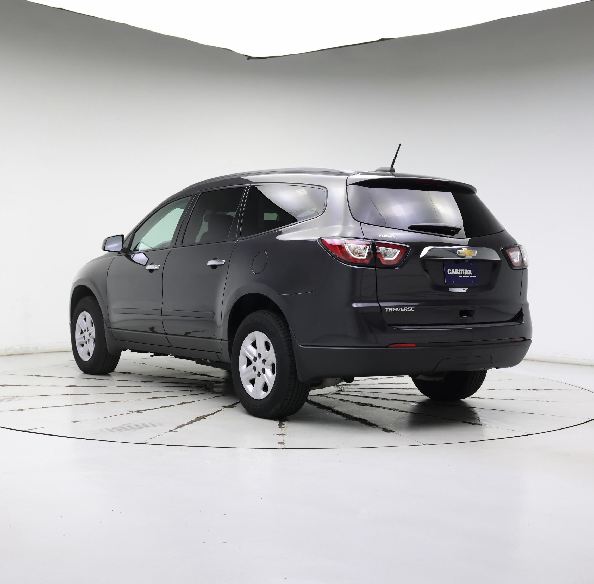 Thumbnail: 2017 Chevrolet Traverse - 2