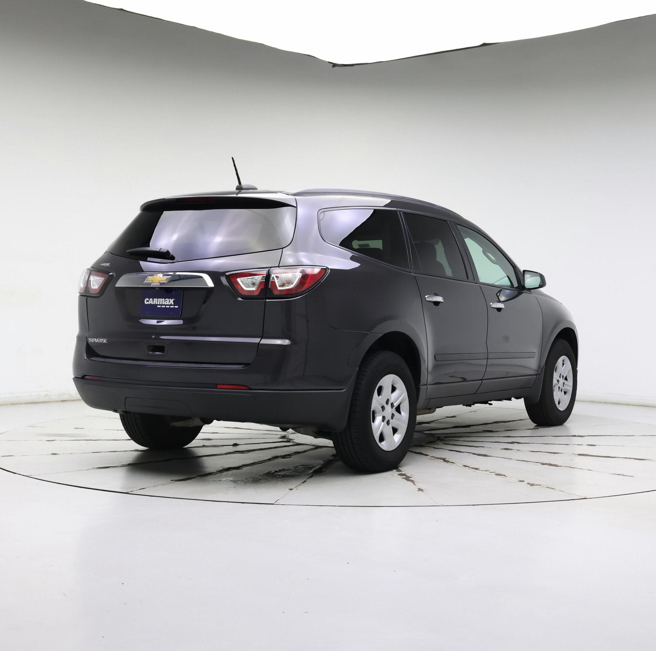 Thumbnail: 2017 Chevrolet Traverse - 8