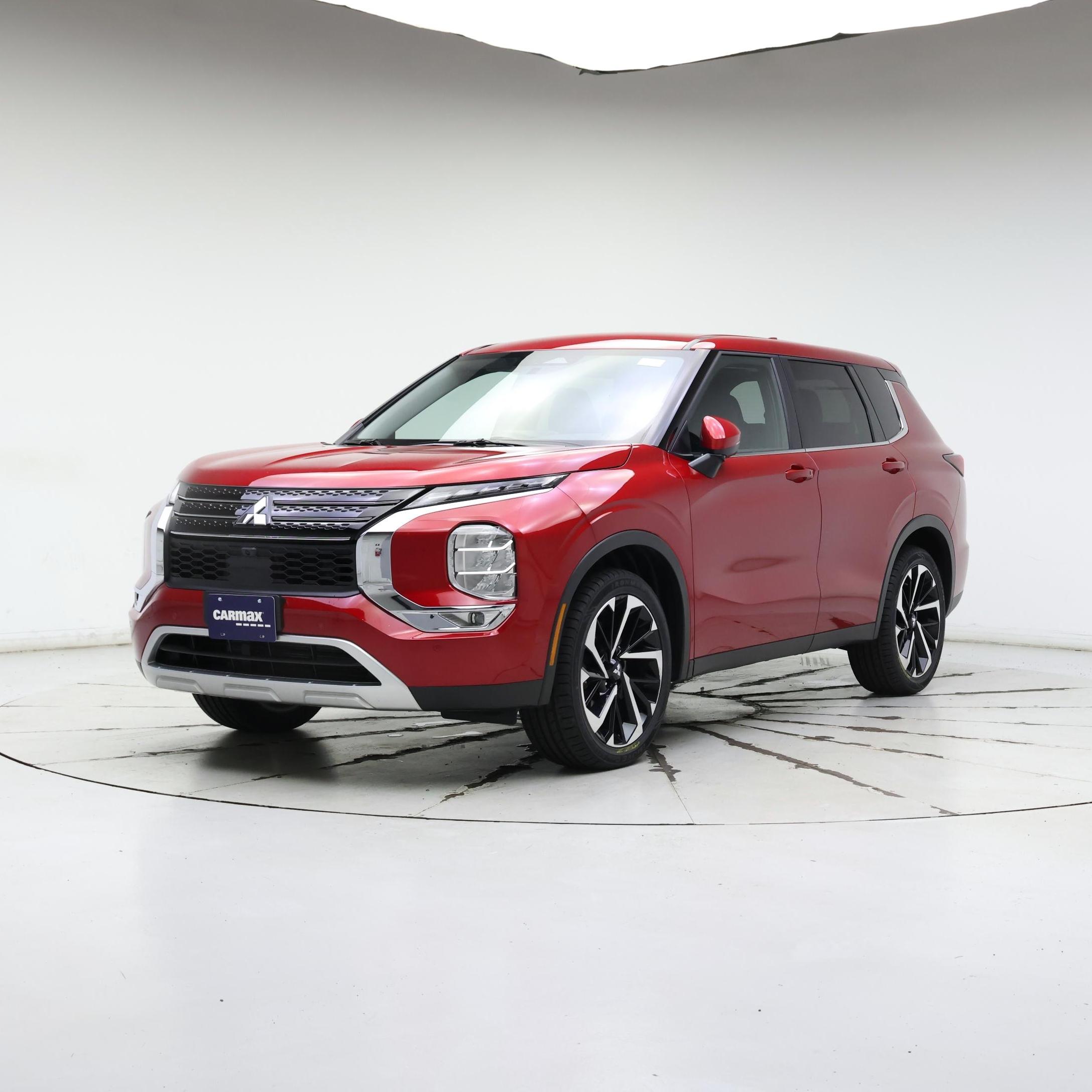 Thumbnail: 2024 Mitsubishi Outlander - 4