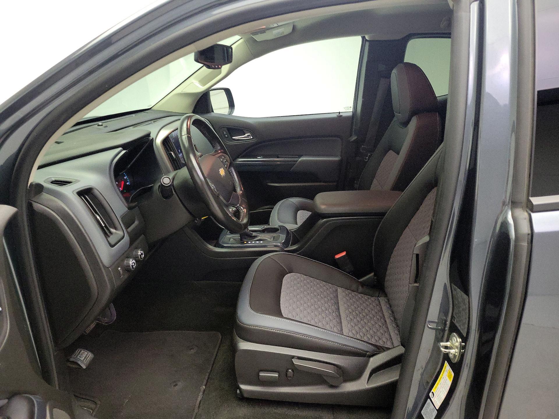 Thumbnail: 2015 Chevrolet Colorado - 11