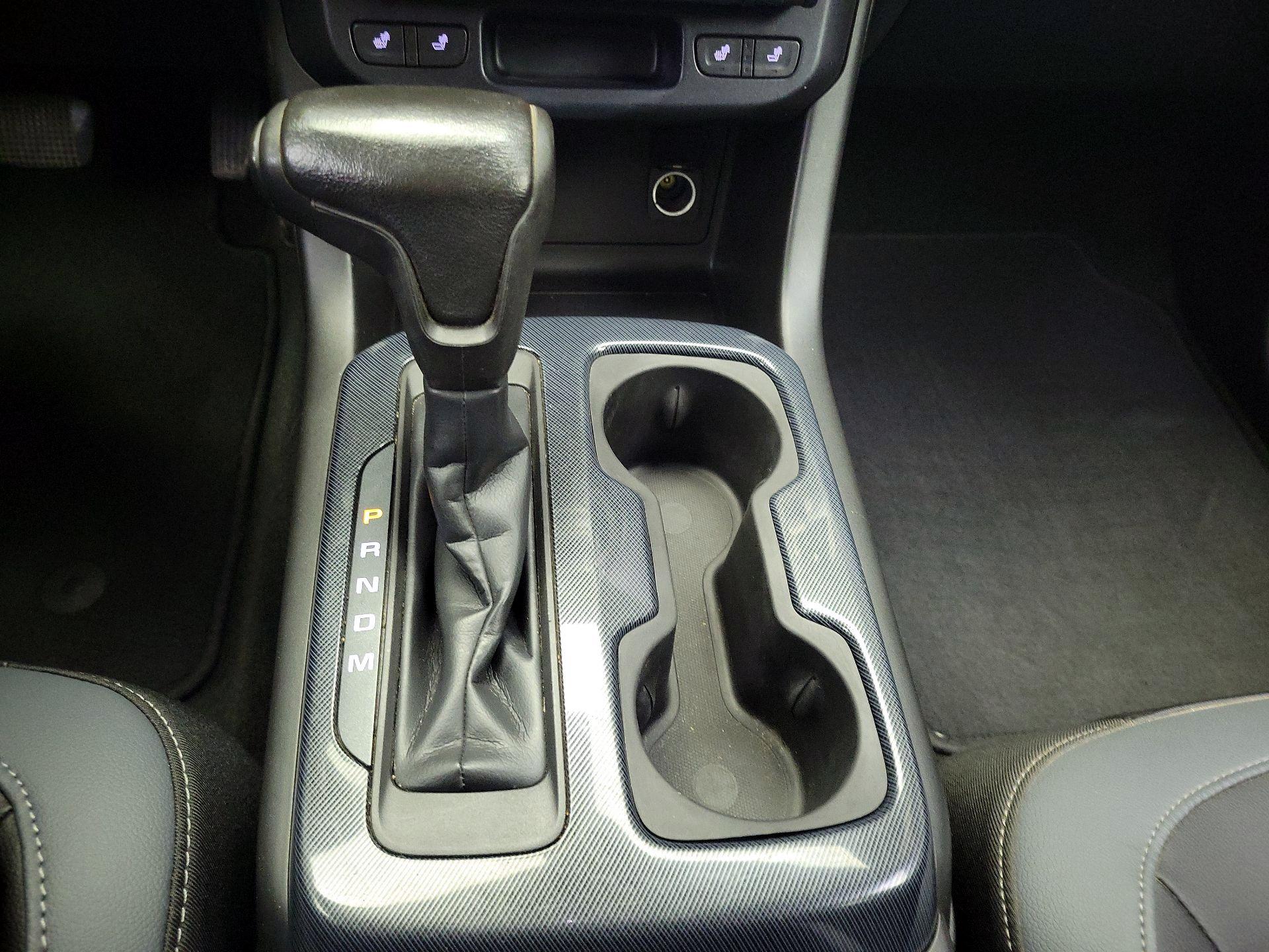 Thumbnail: 2015 Chevrolet Colorado - 17