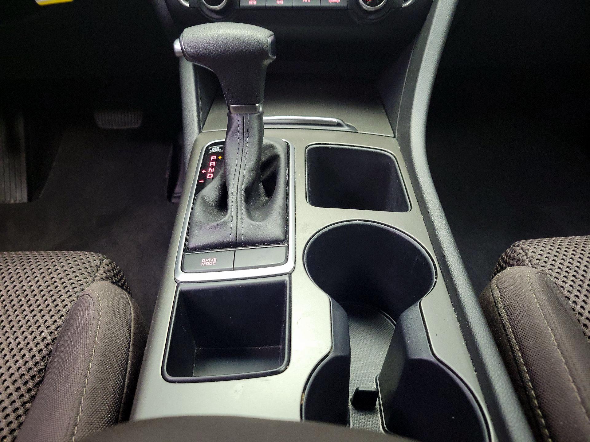 Thumbnail: 2020 Kia Optima - 17