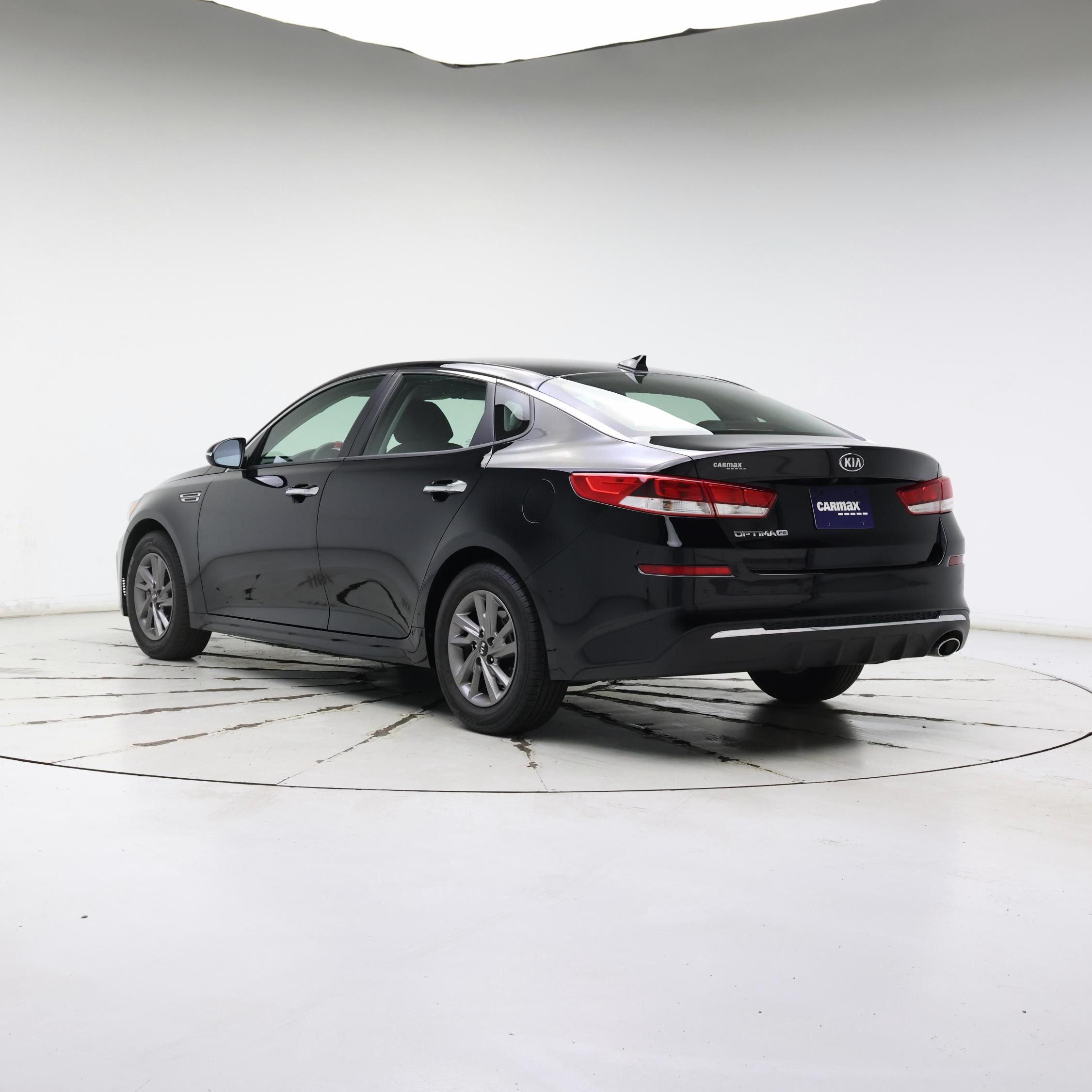 Thumbnail: 2020 Kia Optima - 2