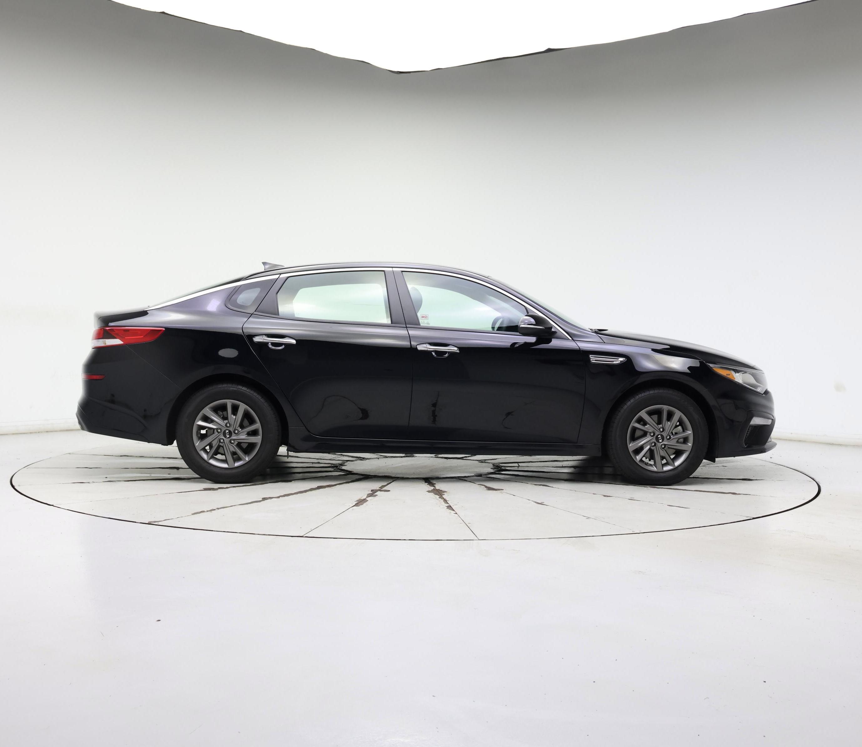 Thumbnail: 2020 Kia Optima - 7