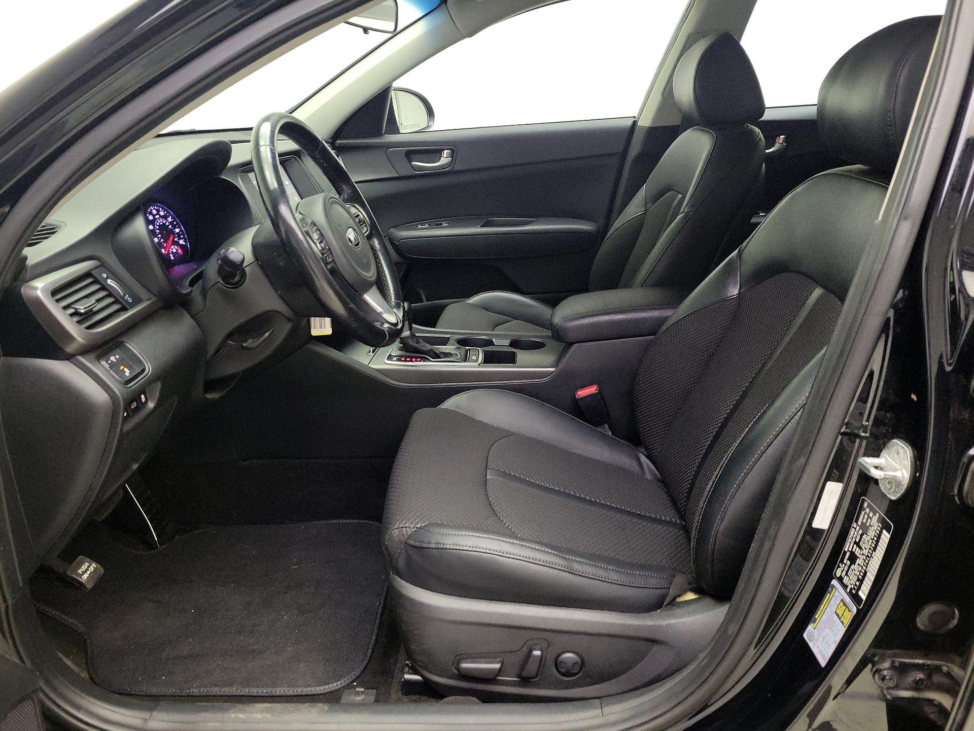 Thumbnail: 2018 Kia Optima - 11