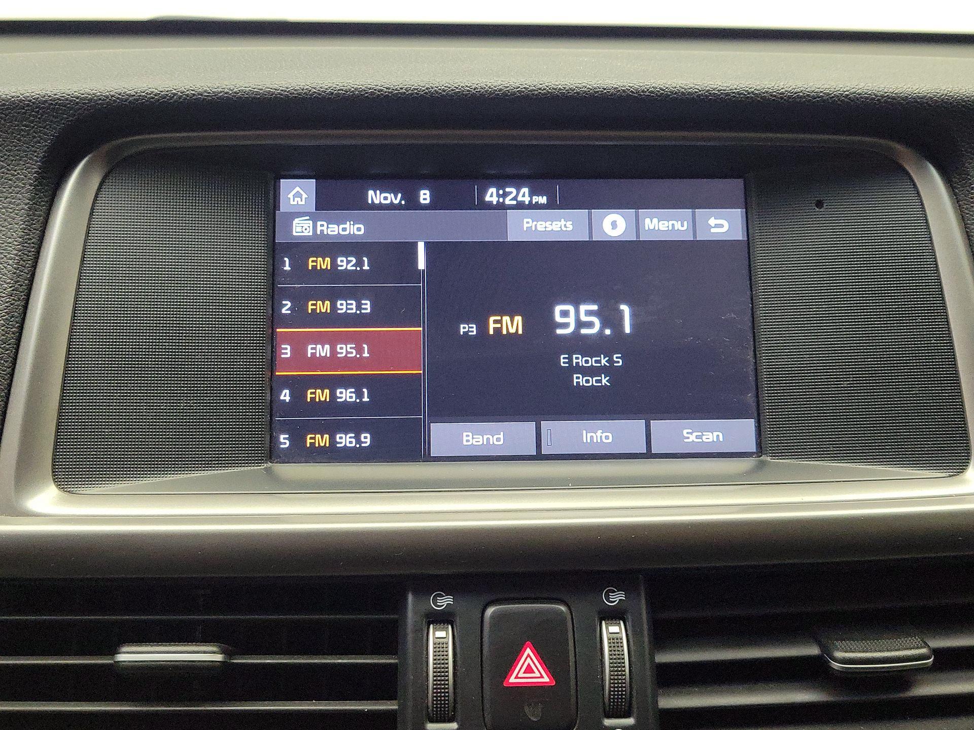 Thumbnail: 2018 Kia Optima - 15