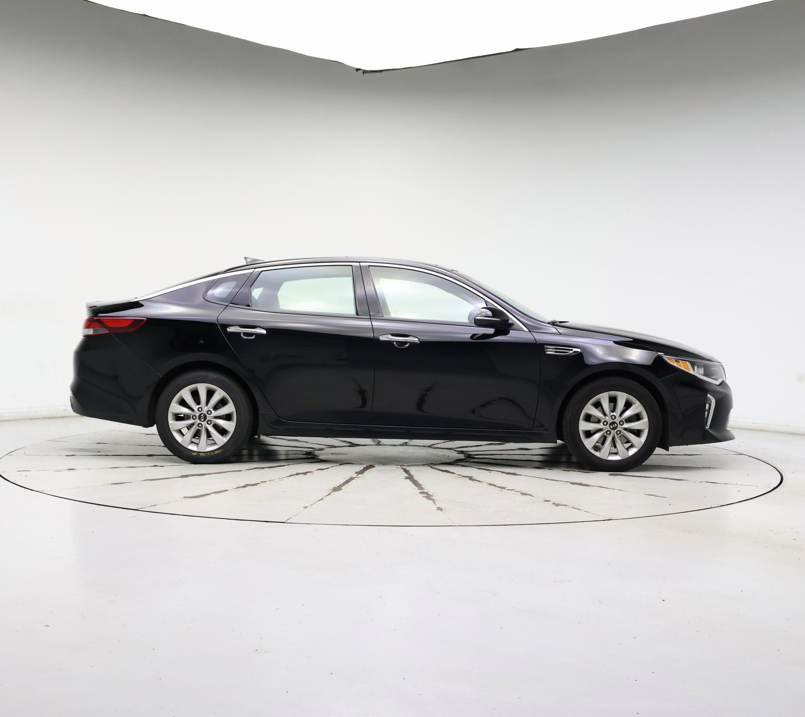 Thumbnail: 2018 Kia Optima - 7