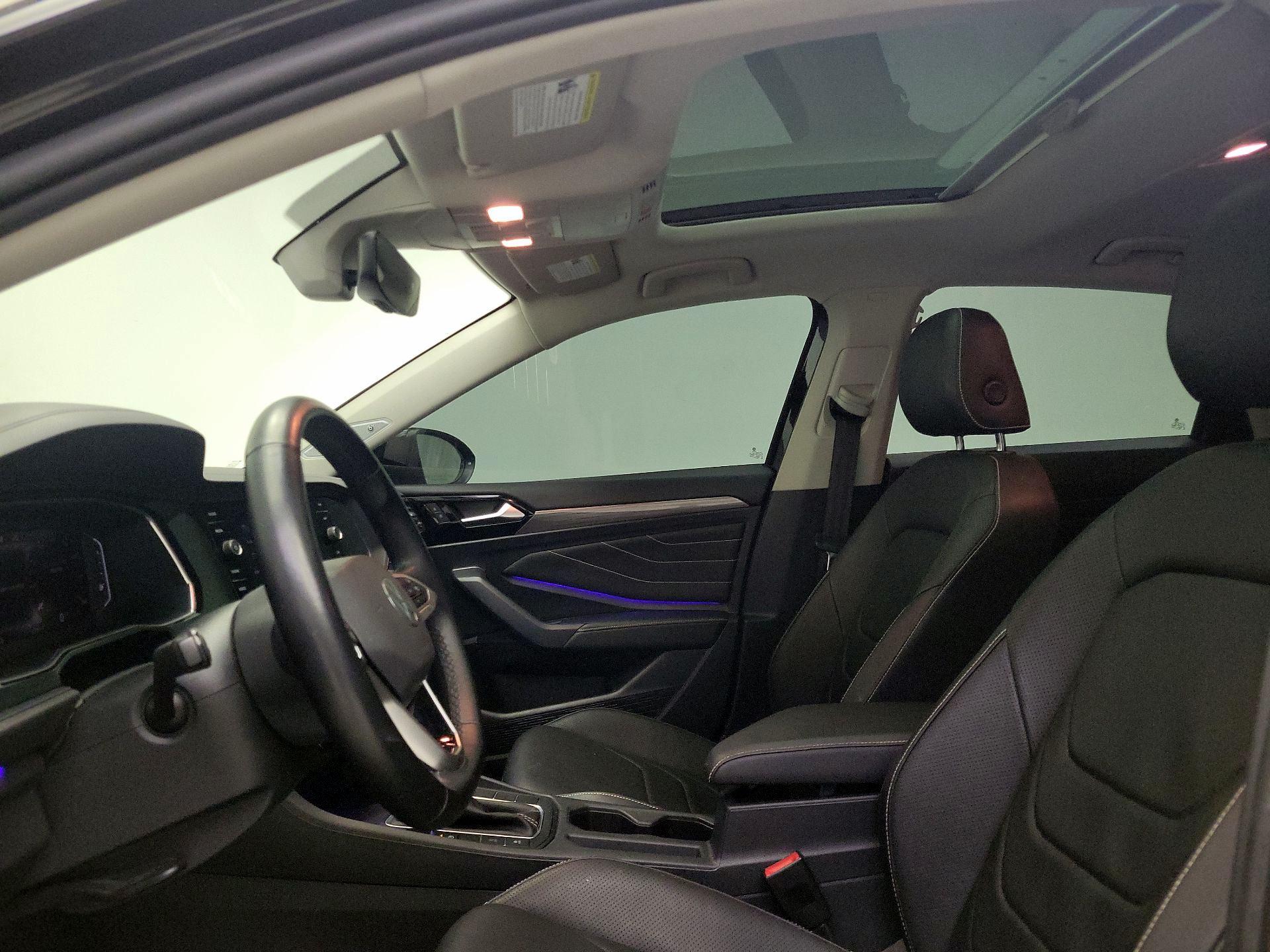 Thumbnail: 2022 Volkswagen Jetta - 19